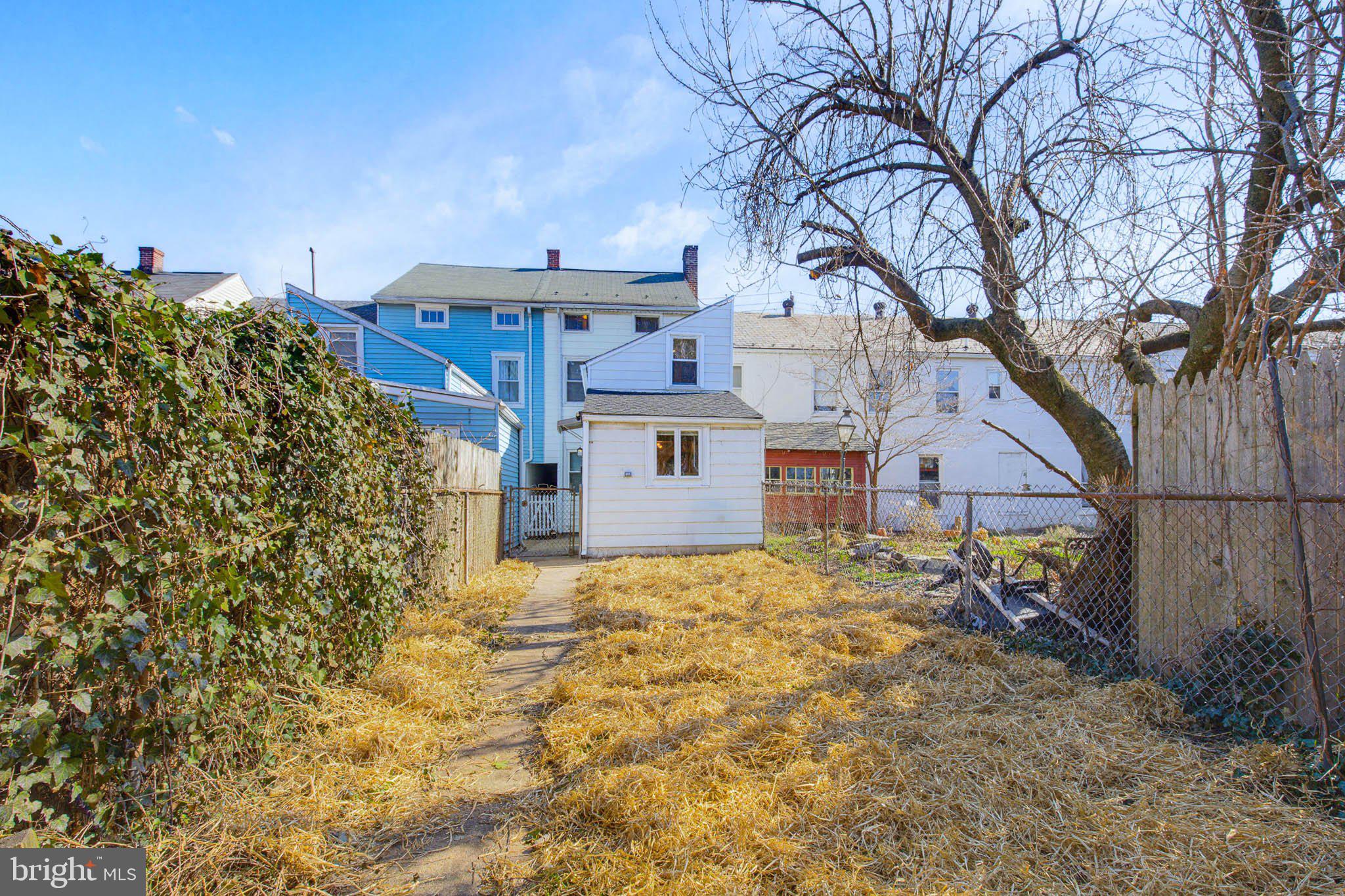 COLUMBIA - Residential