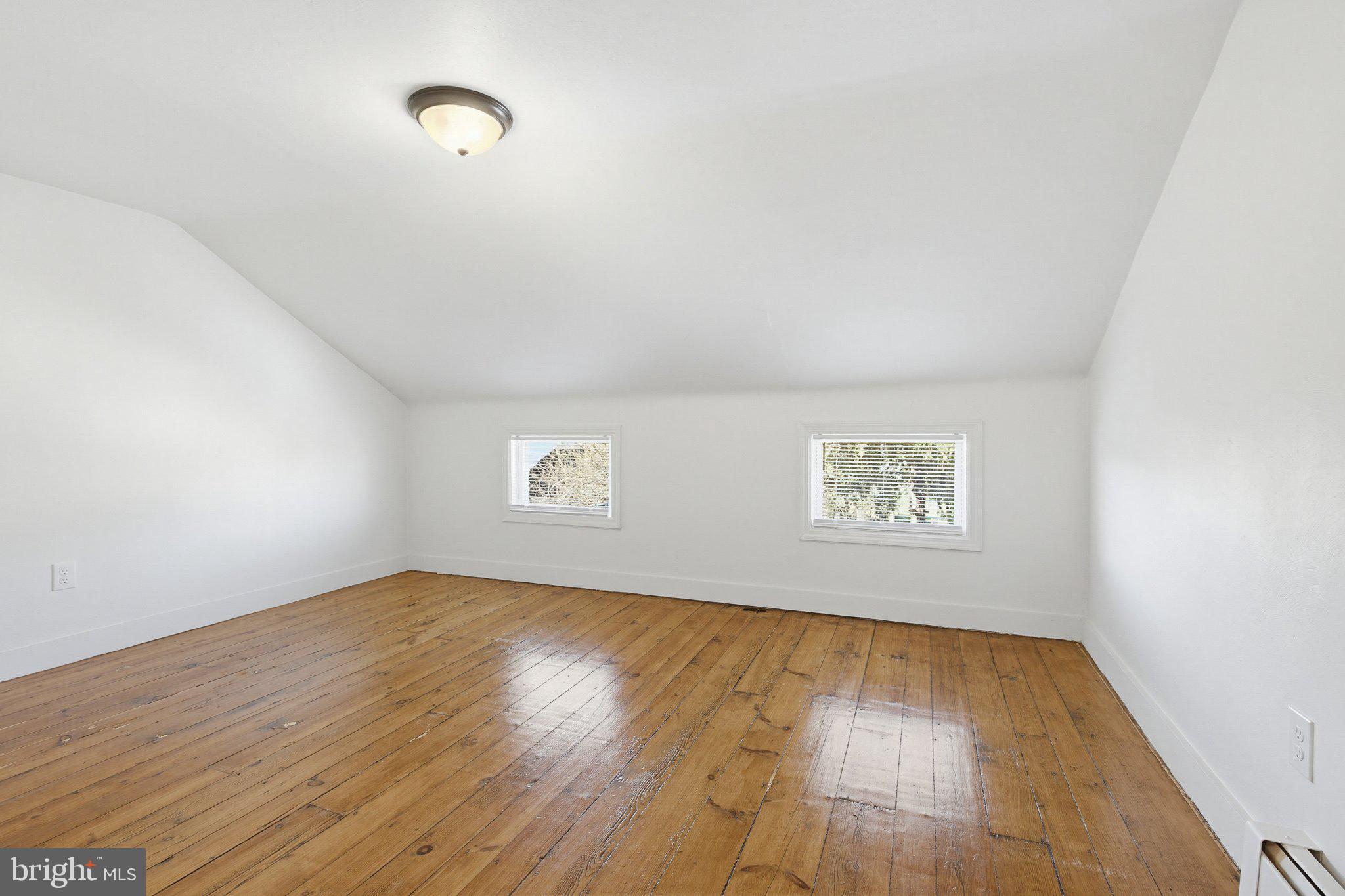 COLUMBIA - Residential