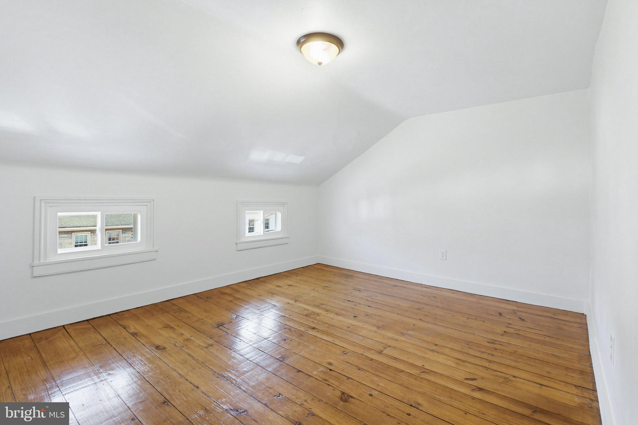 COLUMBIA - Residential