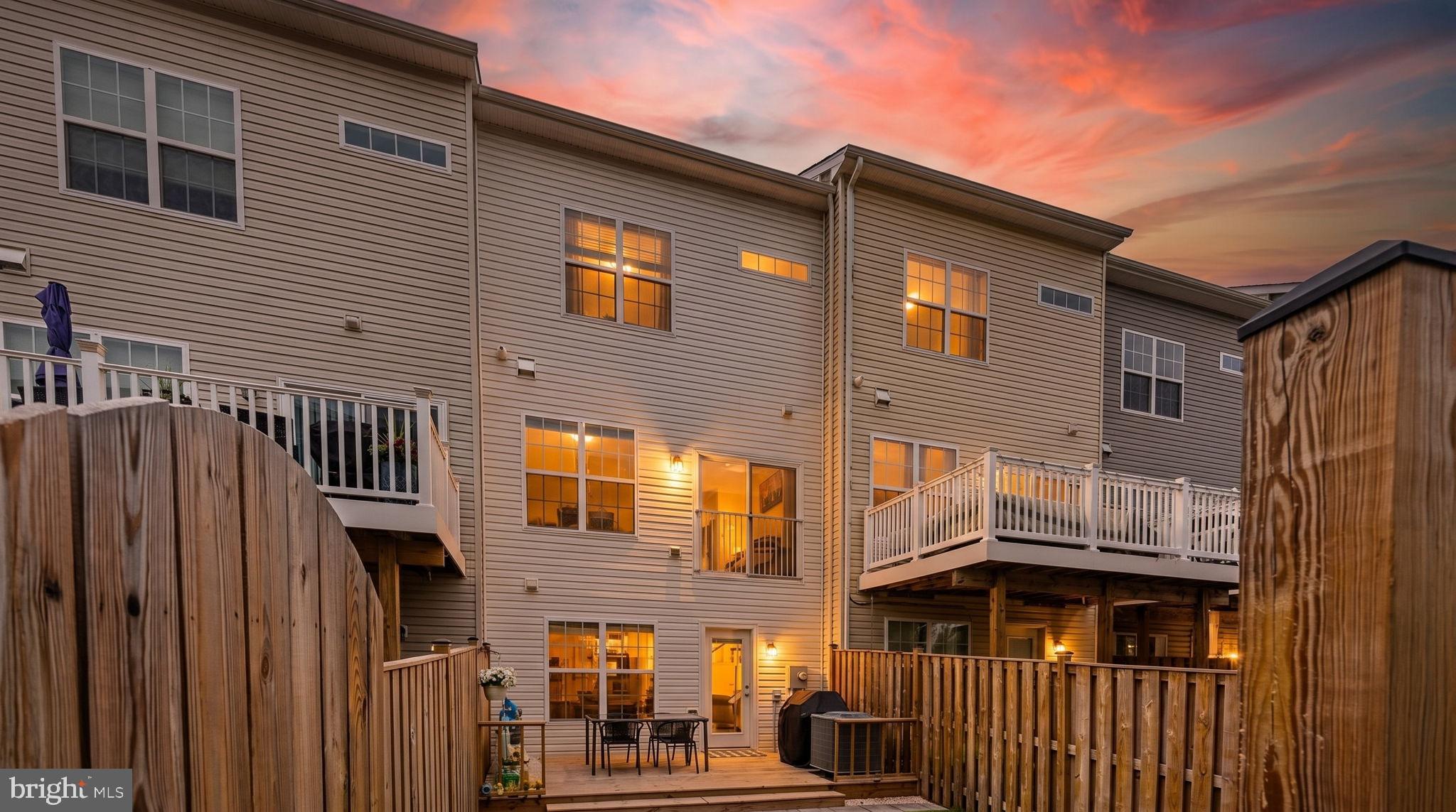 5967 WHELAN LANE