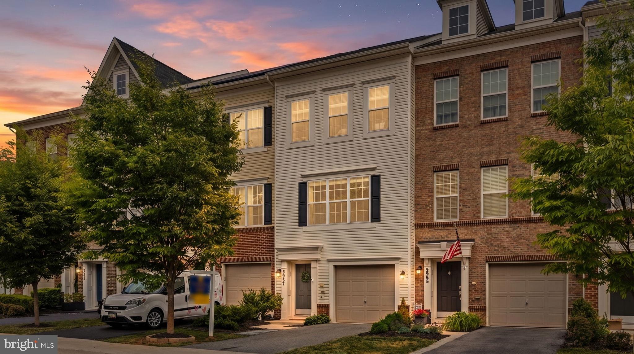 5967 WHELAN LANE