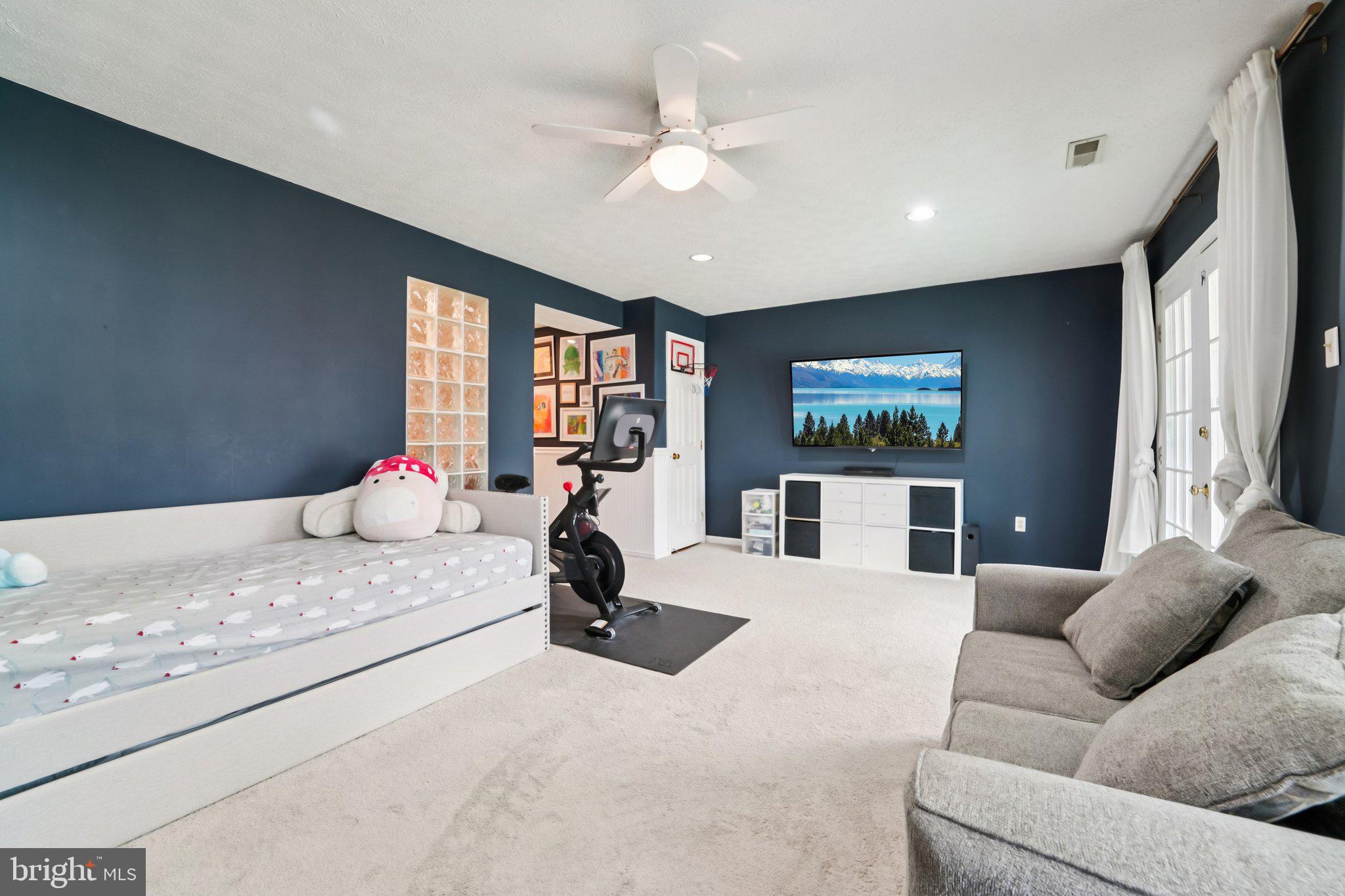 DORSEY HALL - Residential