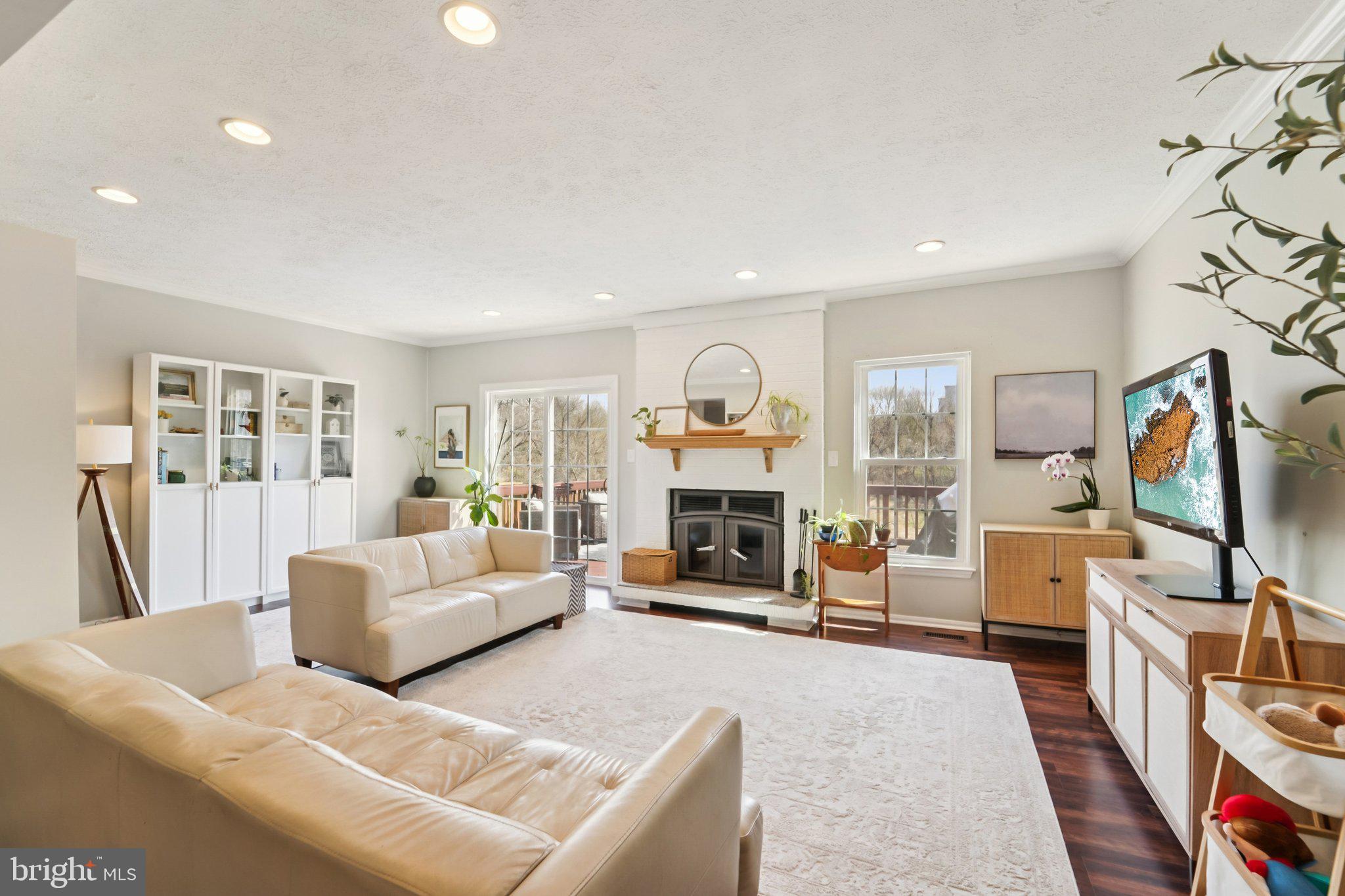 DORSEY HALL - Residential