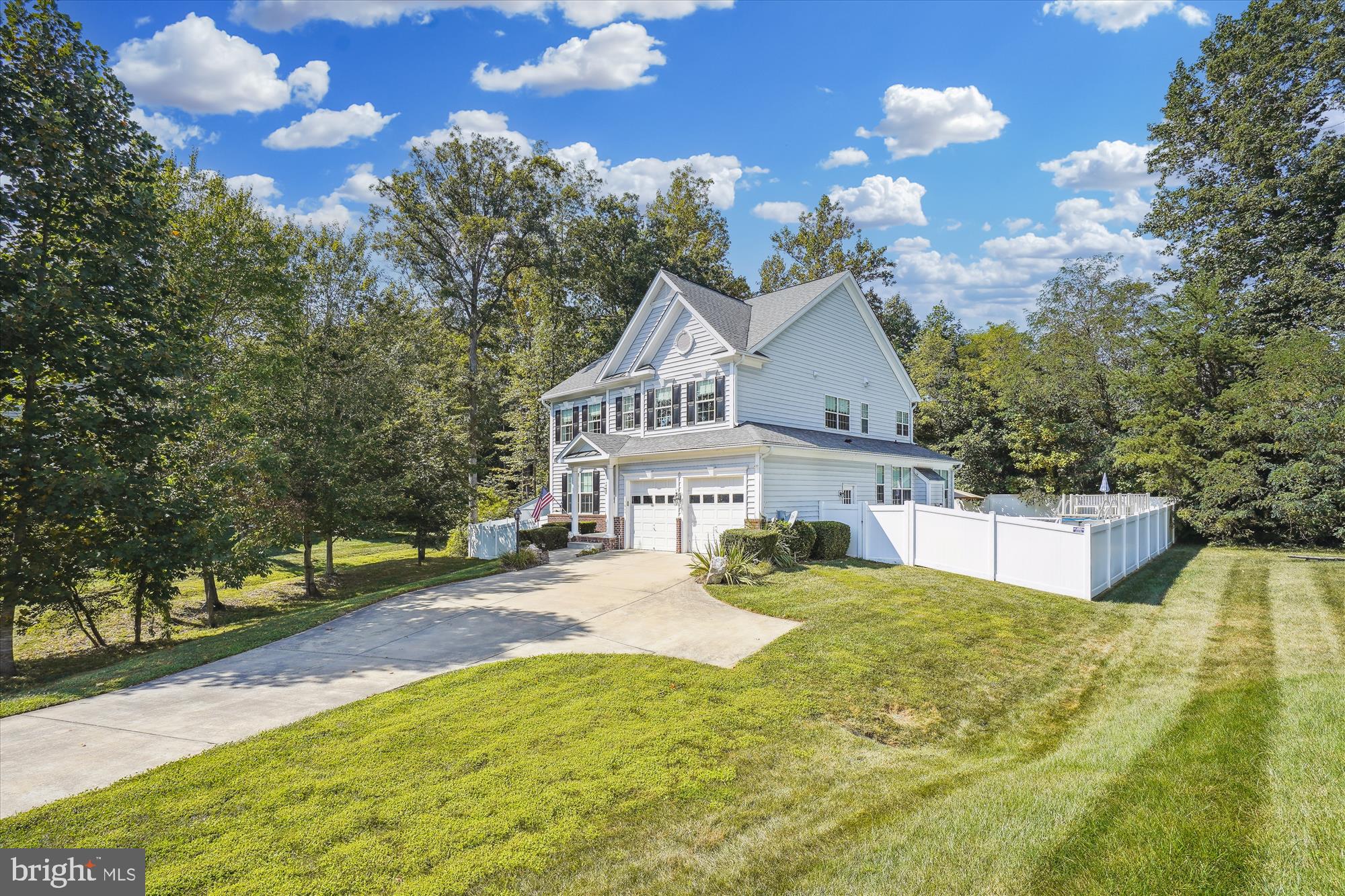 RIDGEFIELD ESTATES - Residential