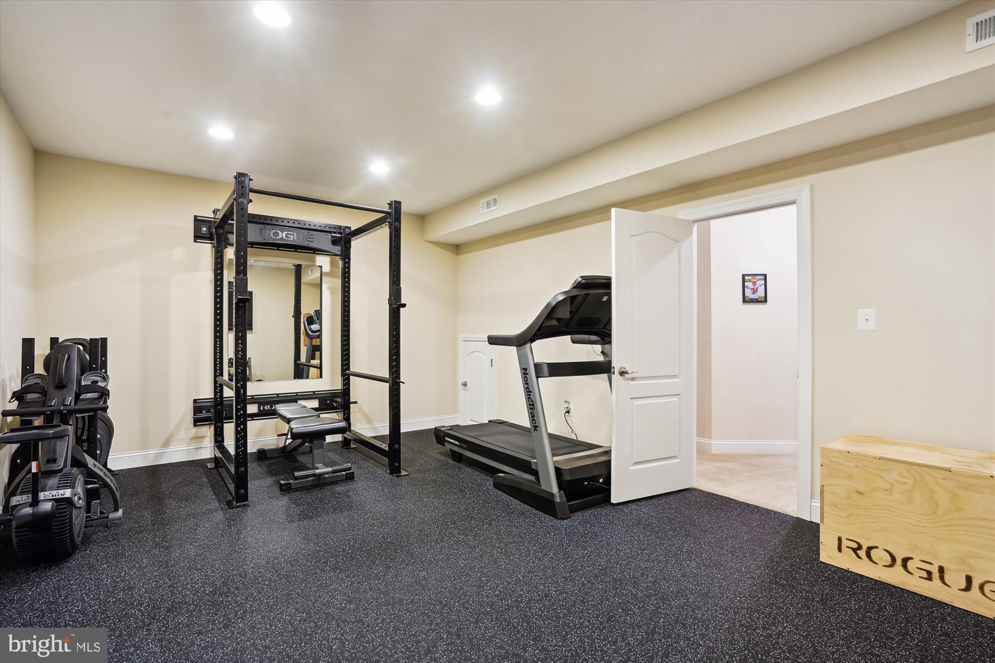 RIDGEFIELD ESTATES - Residential