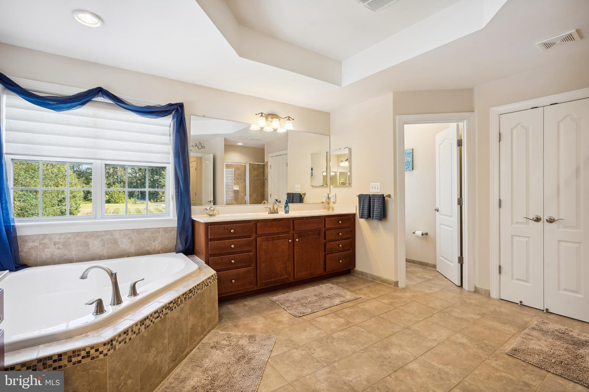 RIDGEFIELD ESTATES - Residential