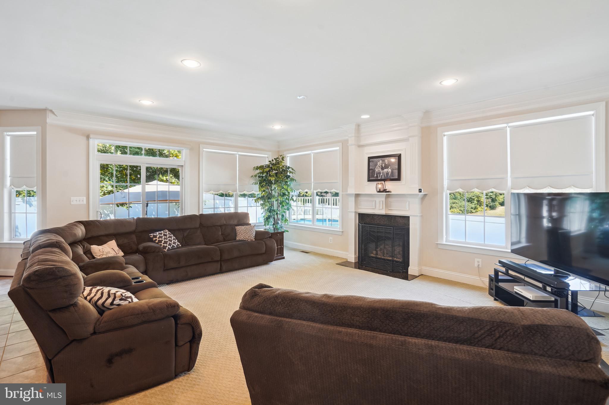 RIDGEFIELD ESTATES - Residential