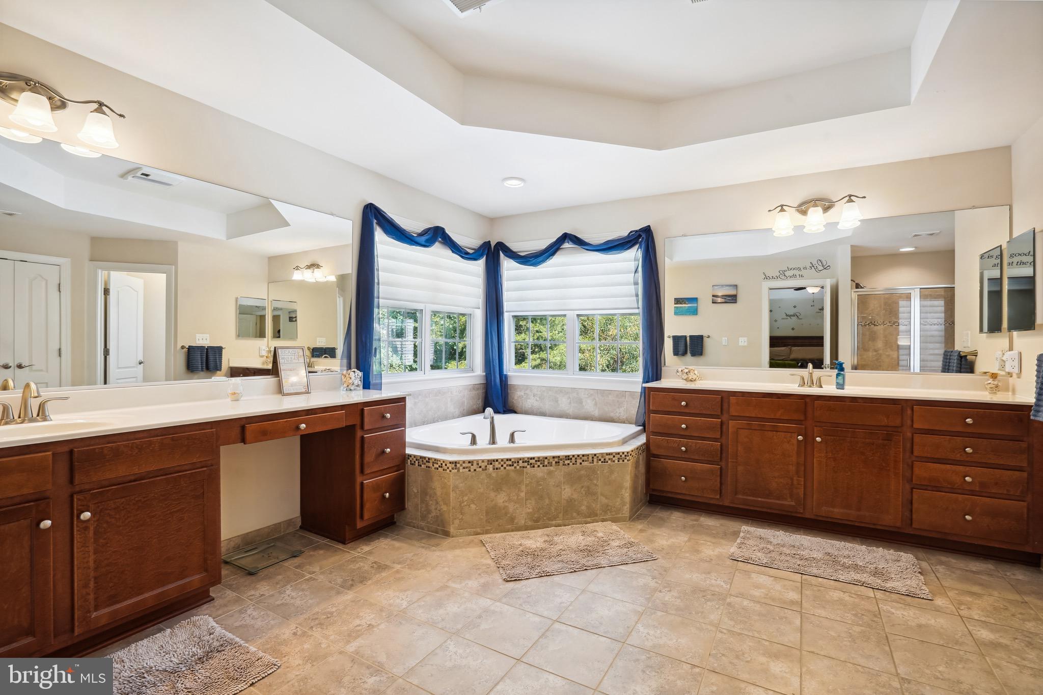 RIDGEFIELD ESTATES - Residential