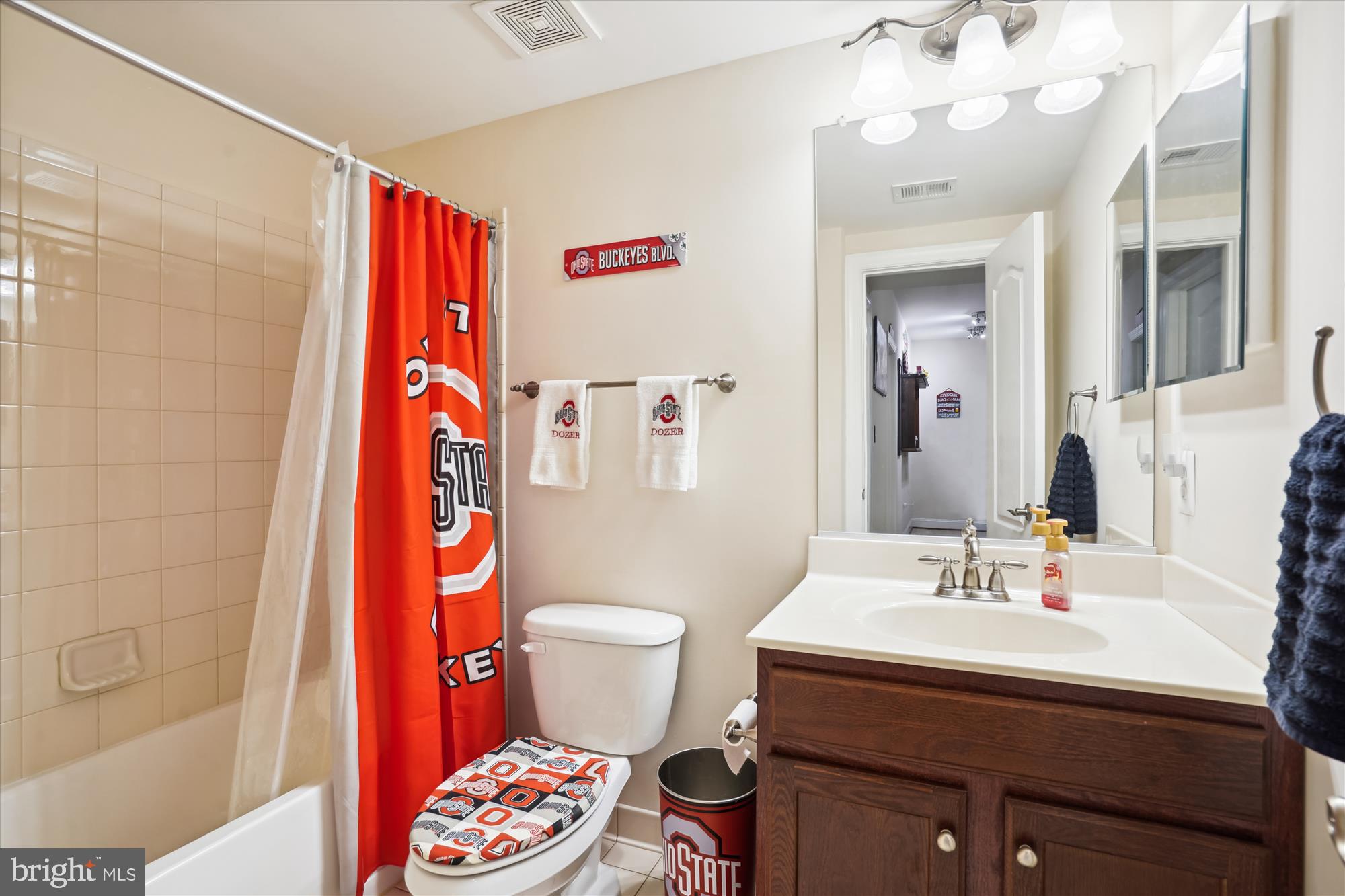 RIDGEFIELD ESTATES - Residential