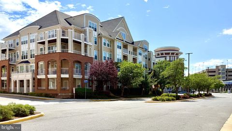 Photo of 2700 Bellforest Court #108, VIENNA, VA 22180 (MLS # VAFX2311596)