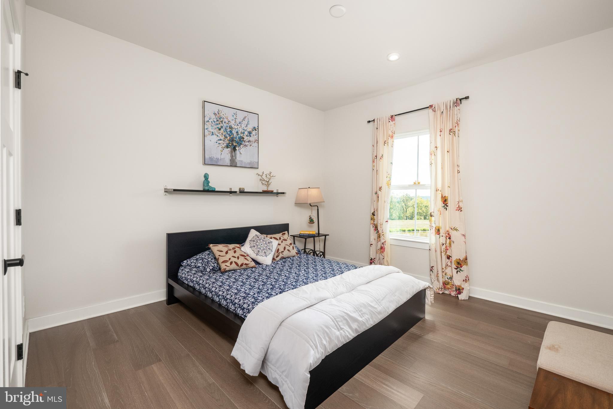 ESTATES AT SAUCON VALLEY - Residential