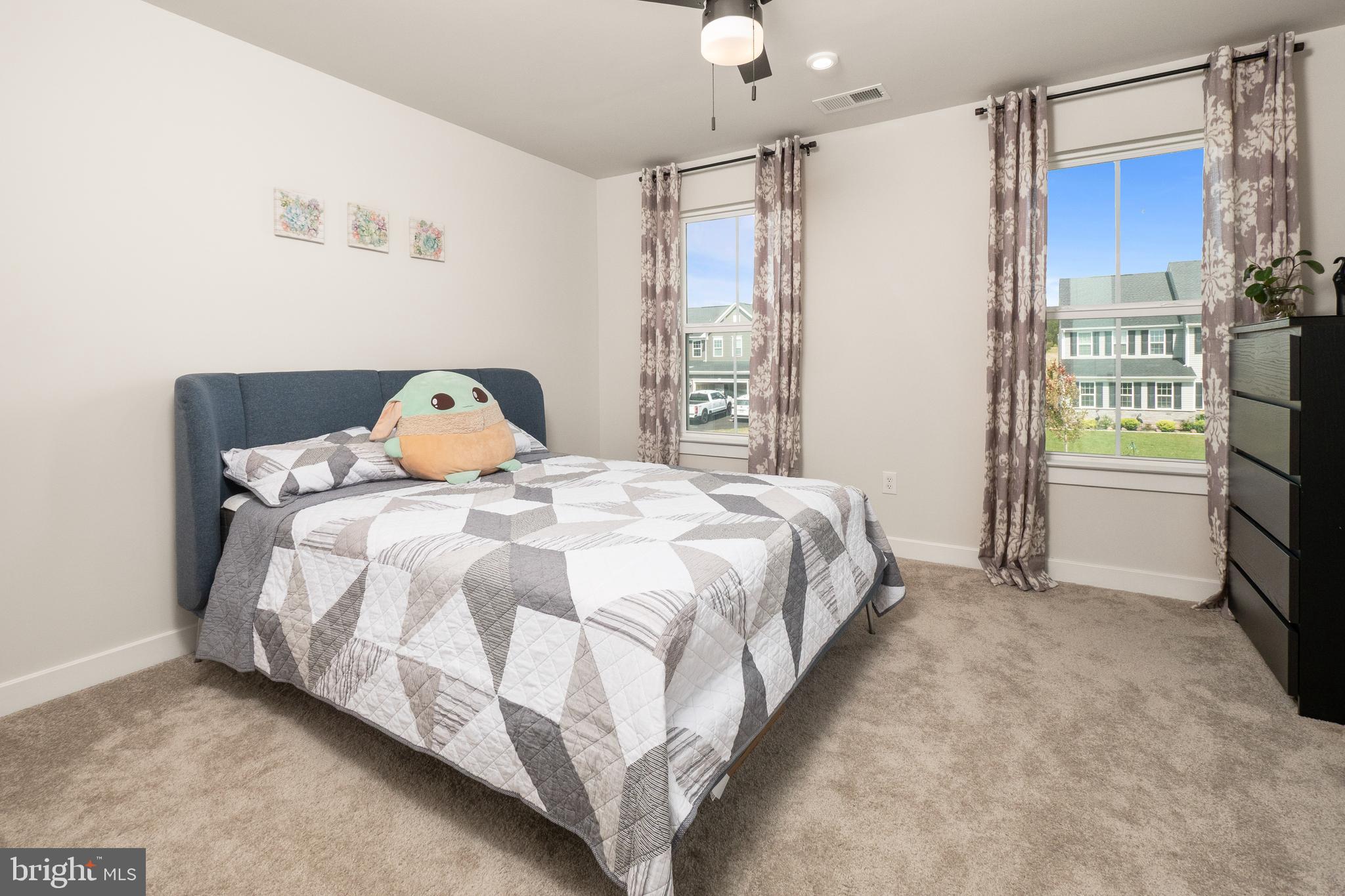 ESTATES AT SAUCON VALLEY - Residential