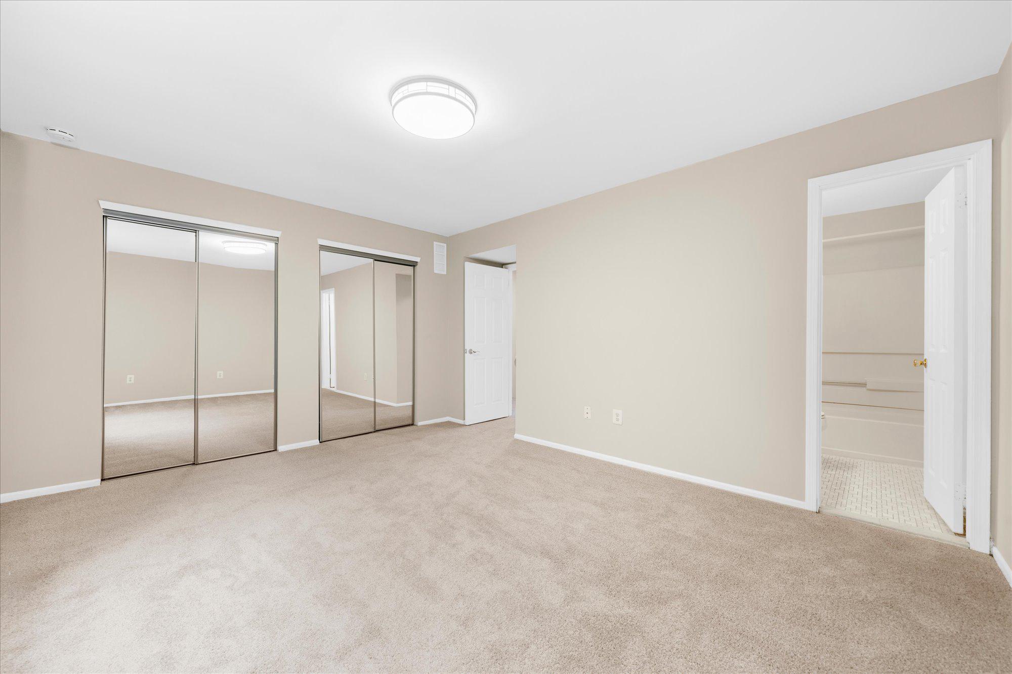 SAW MILL VALLEY - Residential