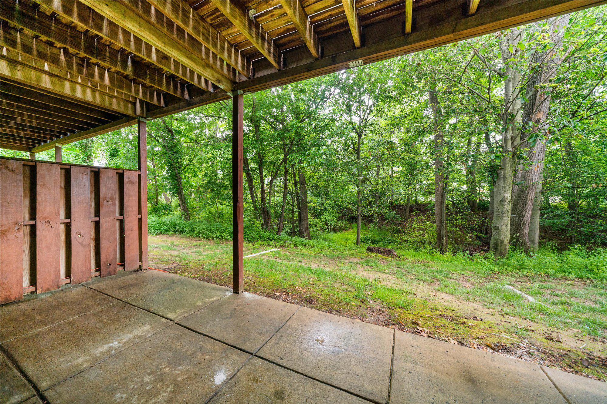 SAW MILL VALLEY - Residential