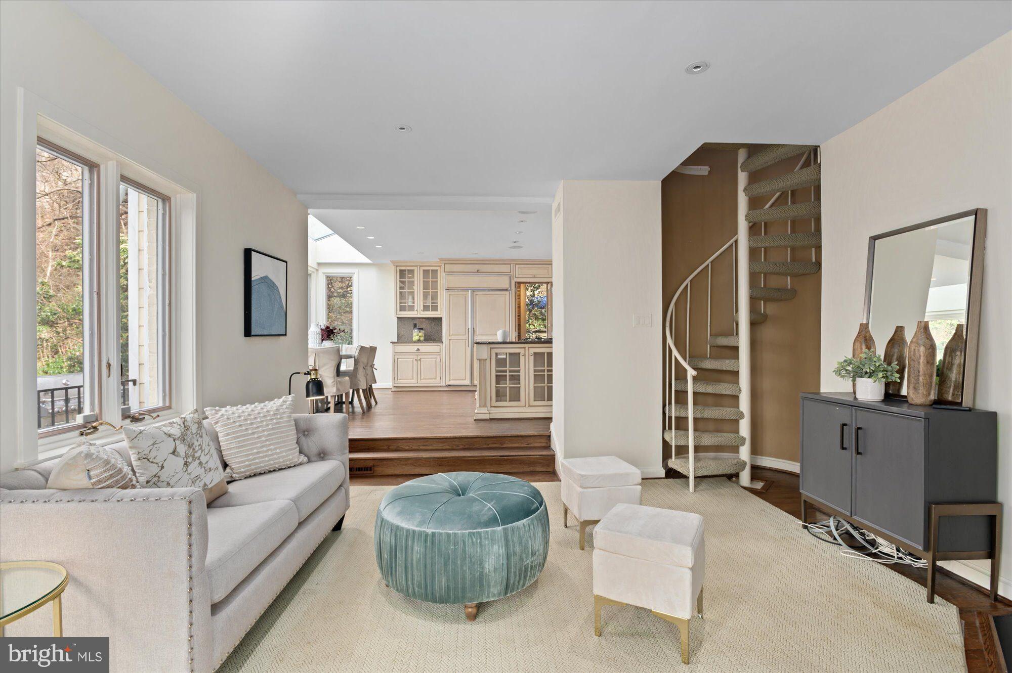 WESTMORELAND HILLS - Residential