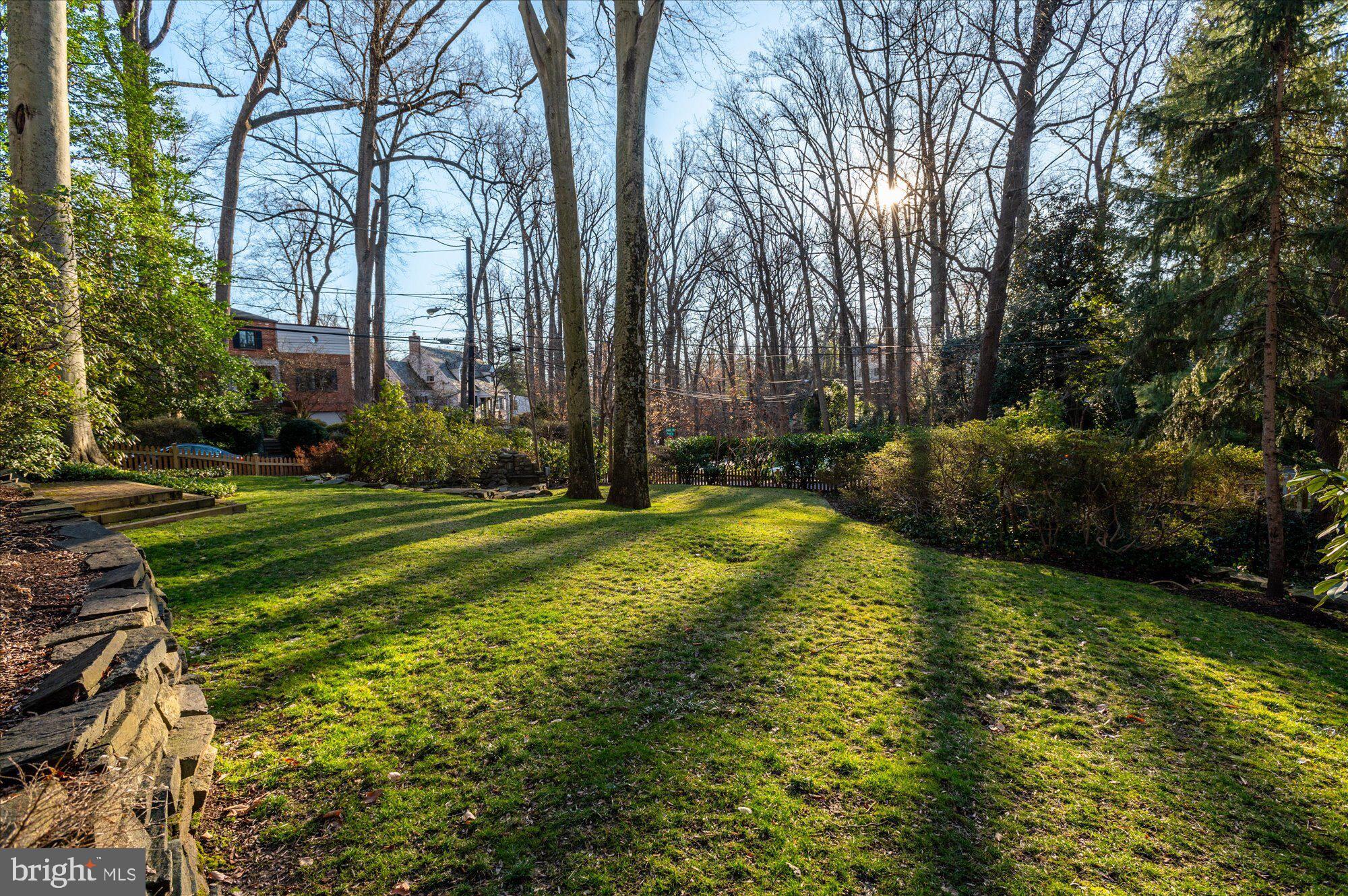 WESTMORELAND HILLS - Residential