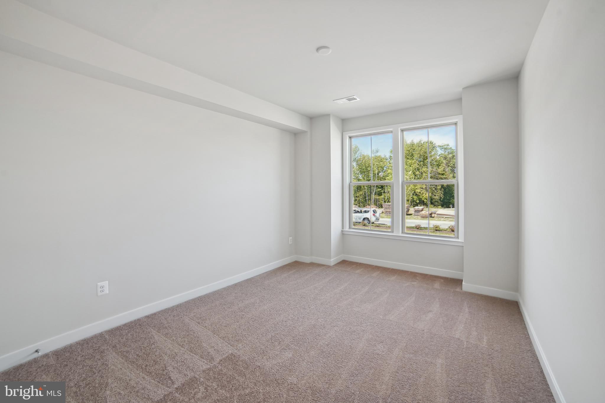 LAKE LINGANORE OAKDALE - Residential Lease