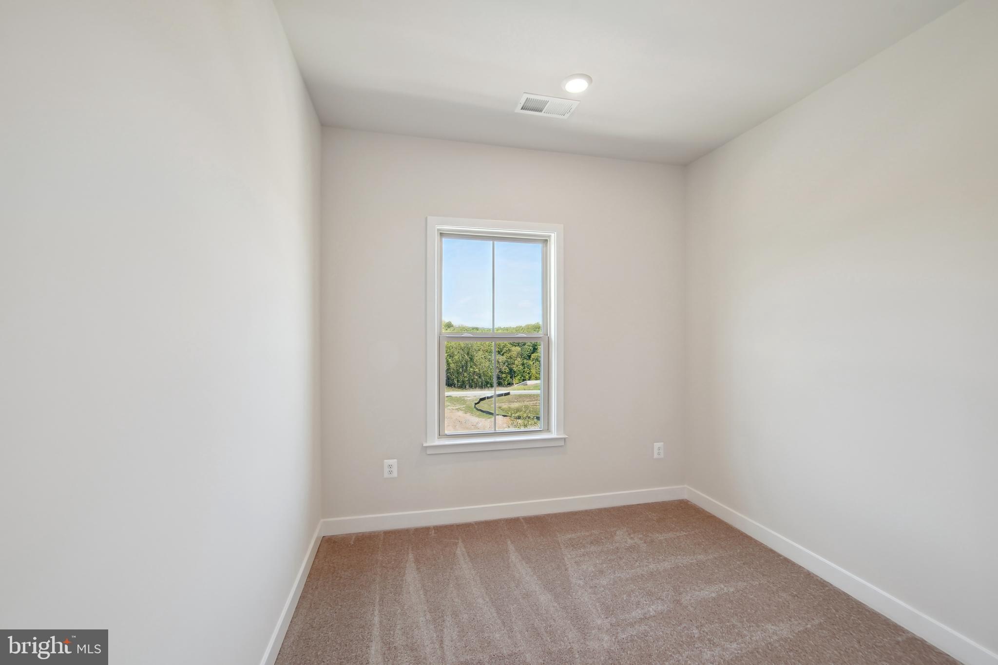 LAKE LINGANORE OAKDALE - Residential Lease