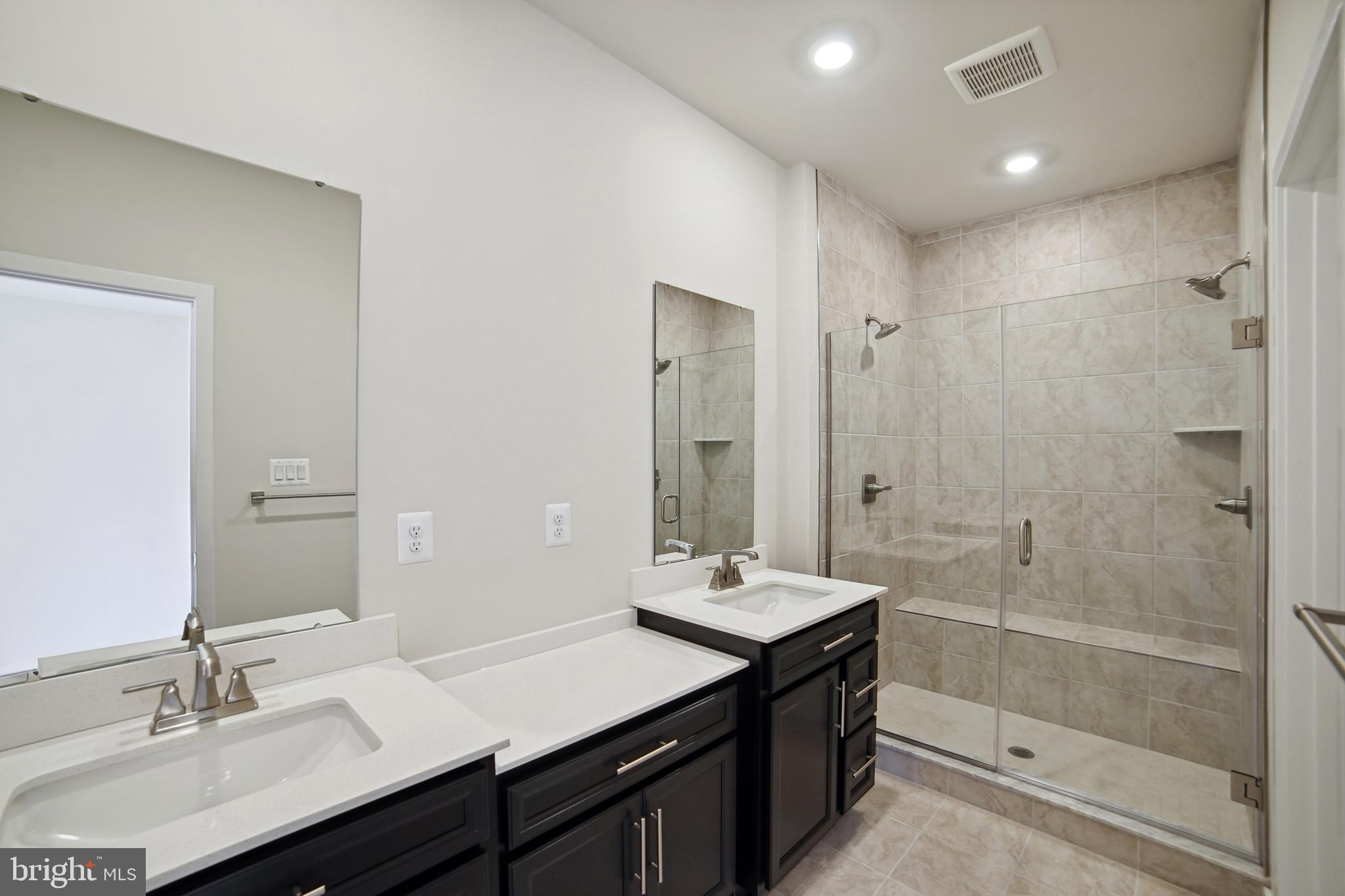 LAKE LINGANORE OAKDALE - Residential Lease