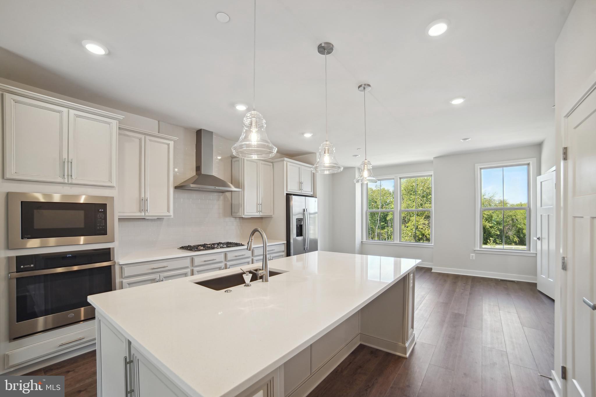 LAKE LINGANORE OAKDALE - Residential Lease