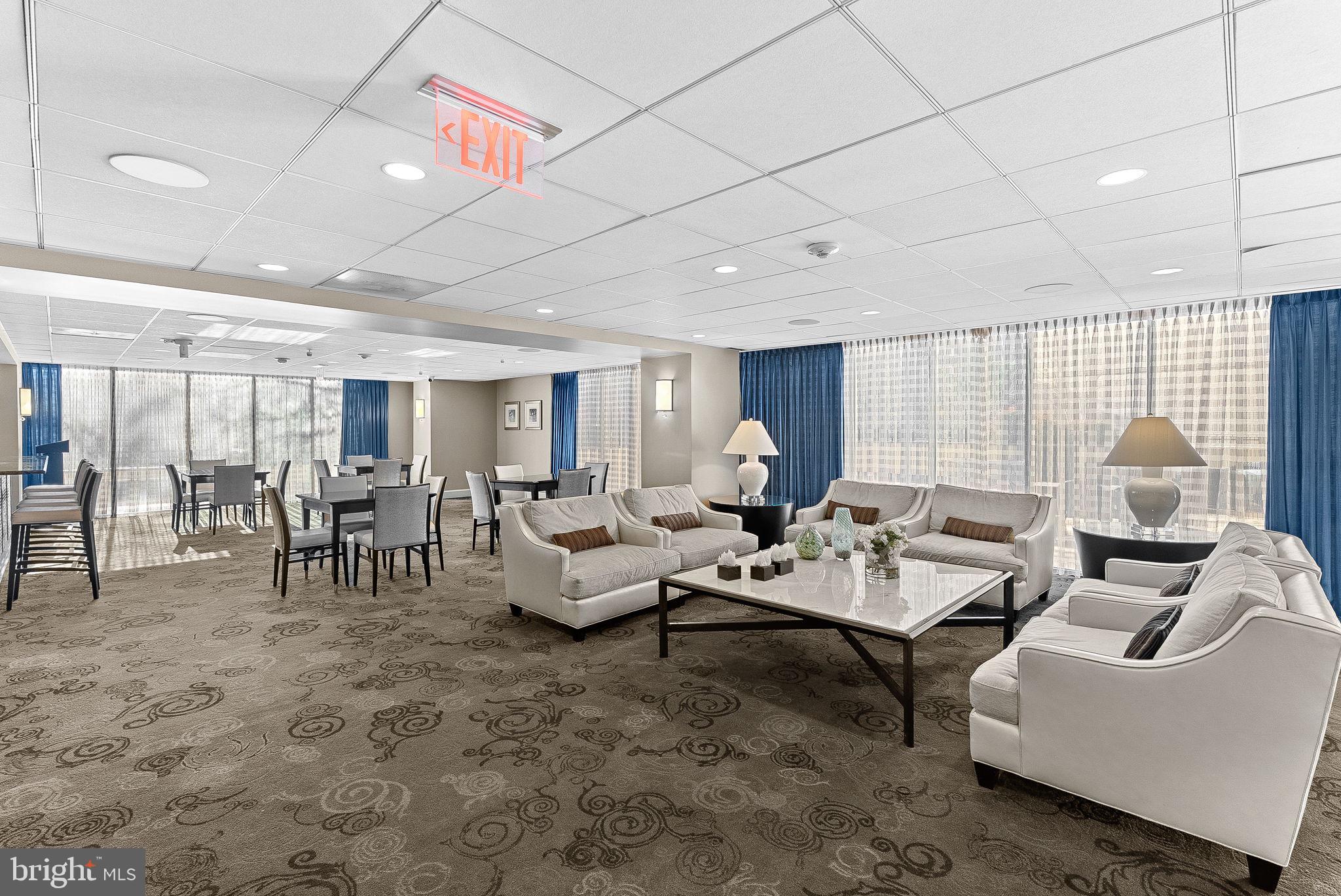 THE ELIZABETH - Residential Lease