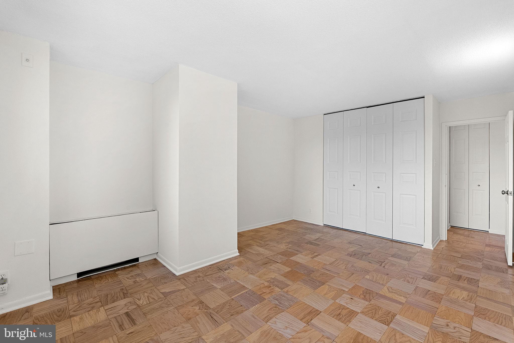 THE ELIZABETH - Residential Lease