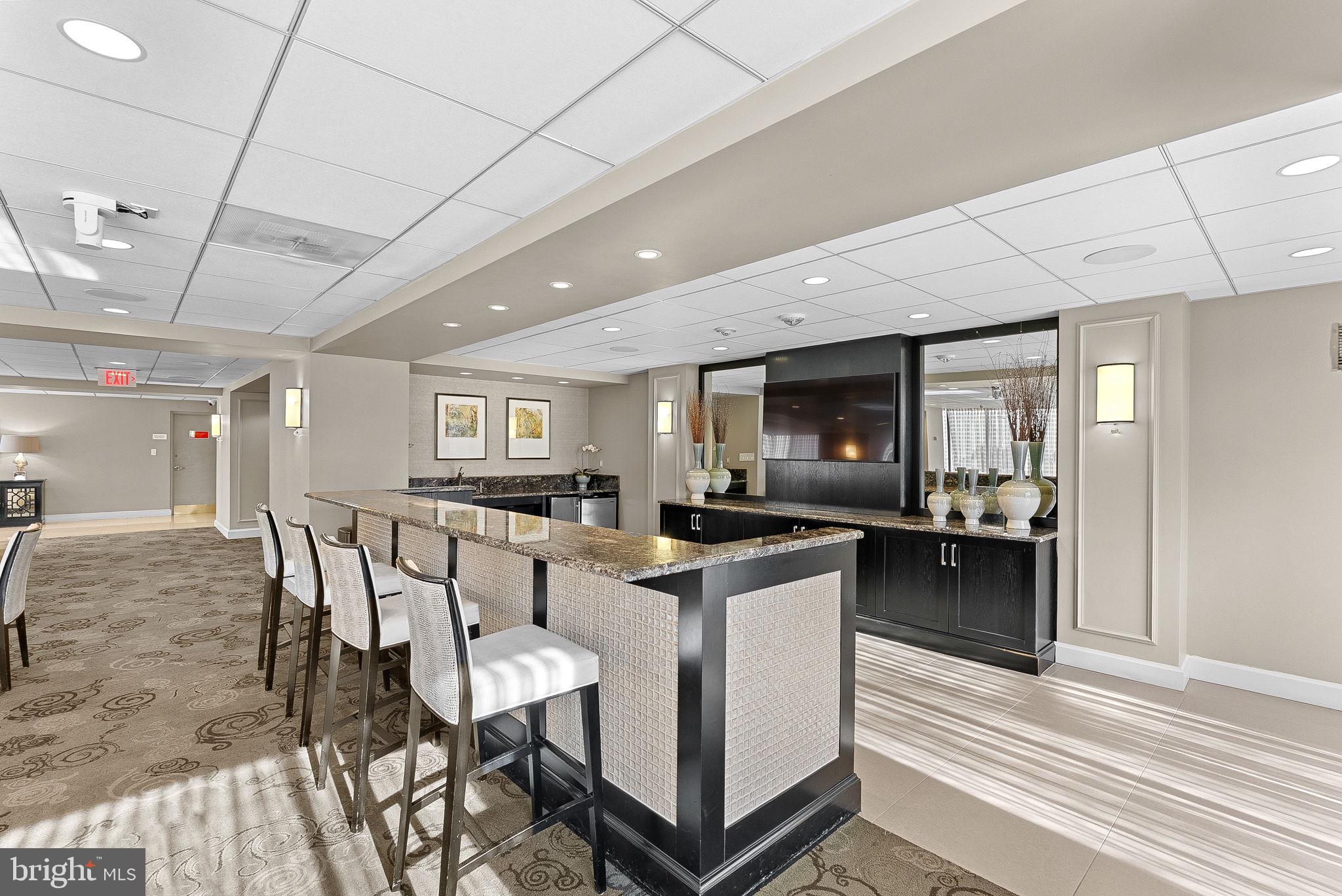 THE ELIZABETH - Residential Lease