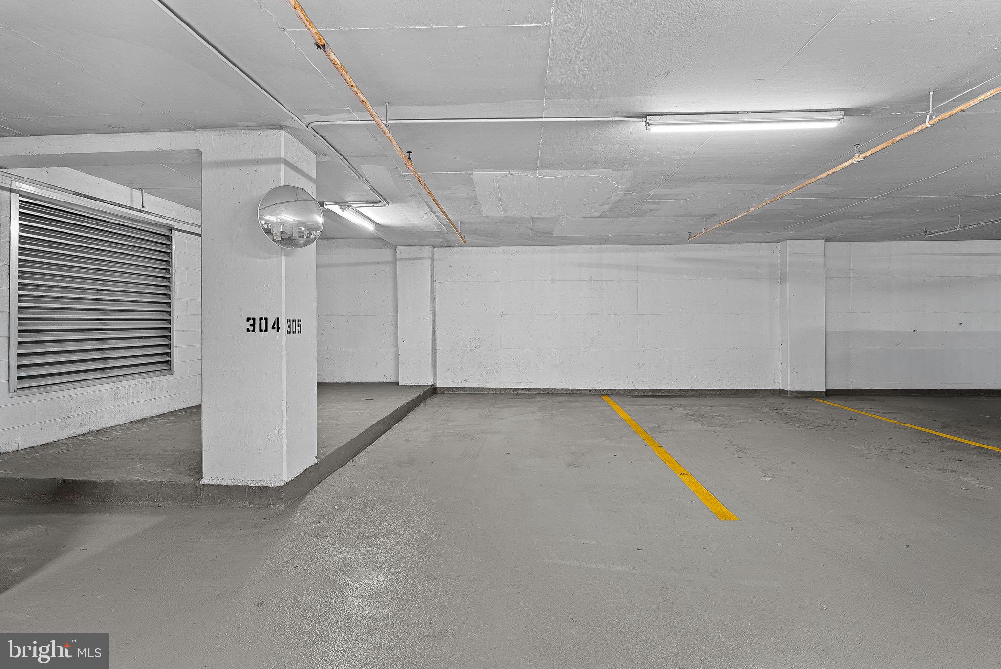 THE ELIZABETH - Residential Lease