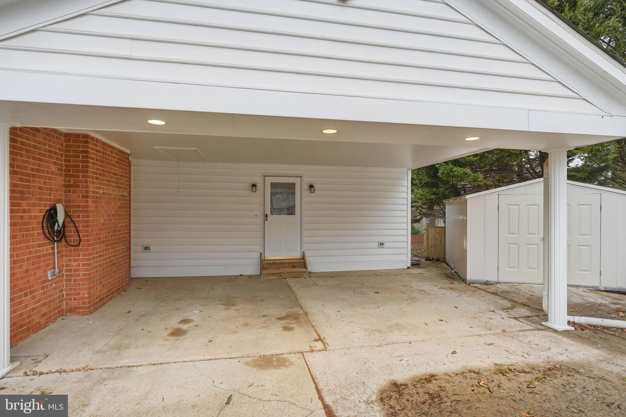 NORTH SPRINGFIELD - Residential