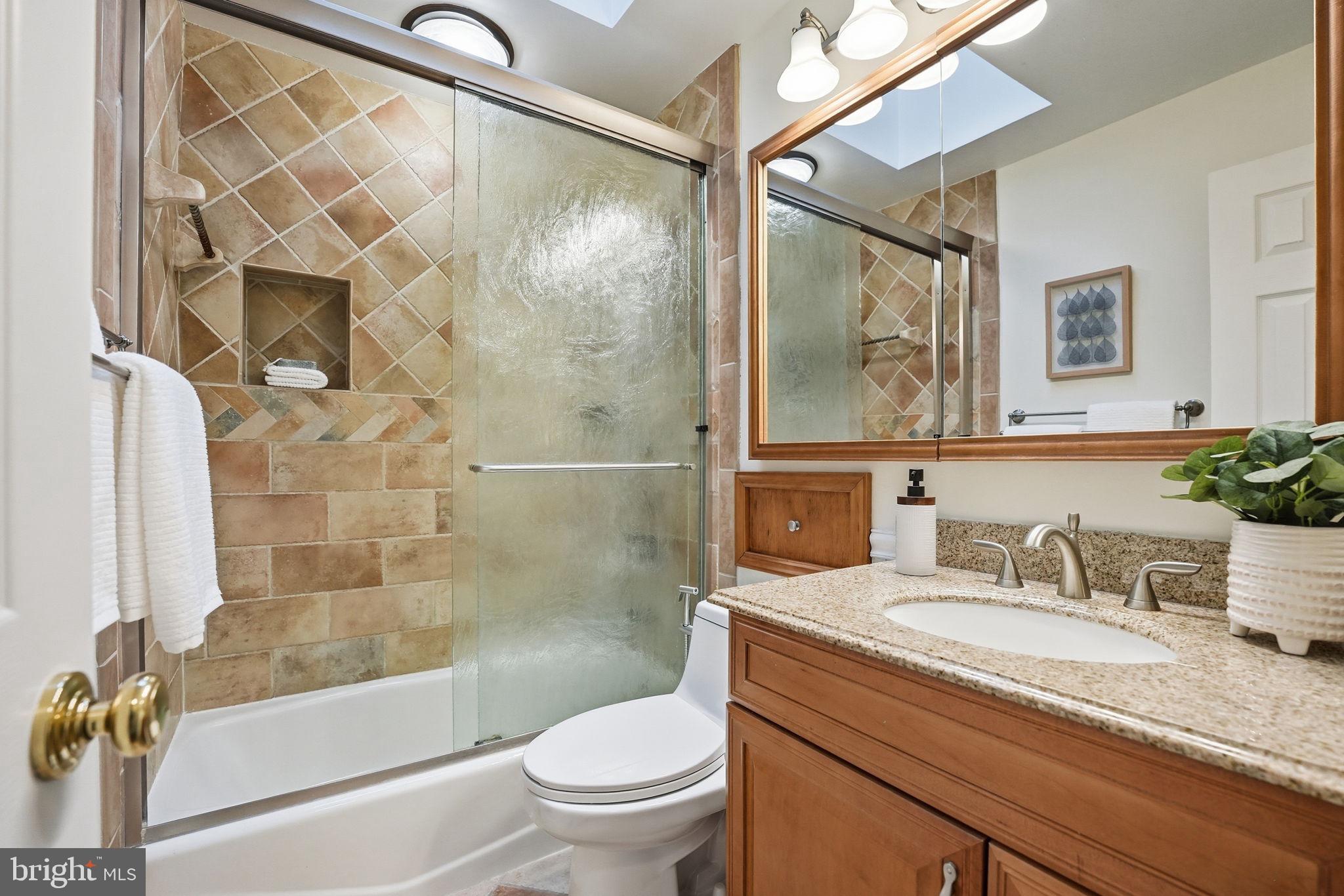 NORTH SPRINGFIELD - Residential