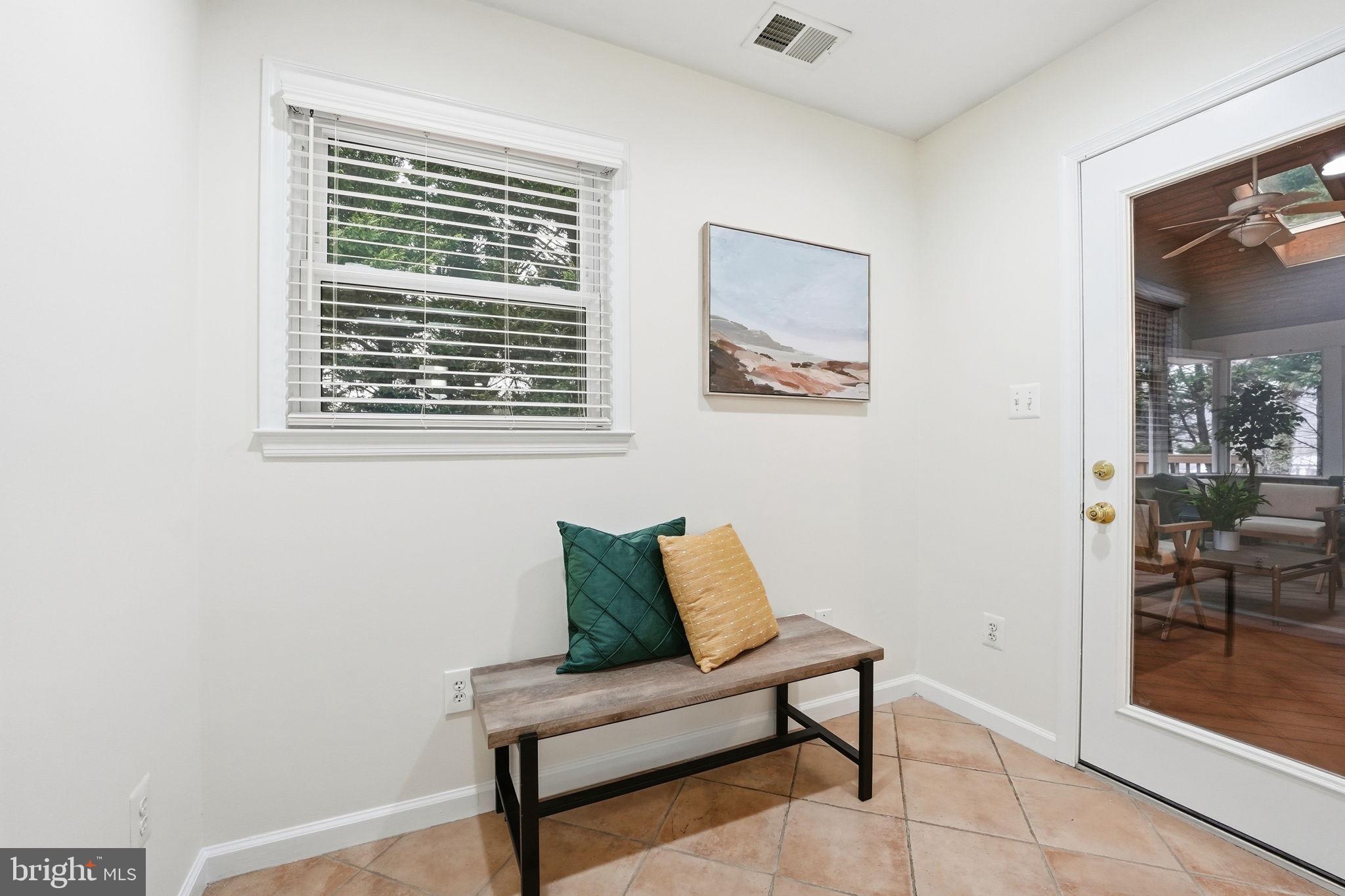 NORTH SPRINGFIELD - Residential