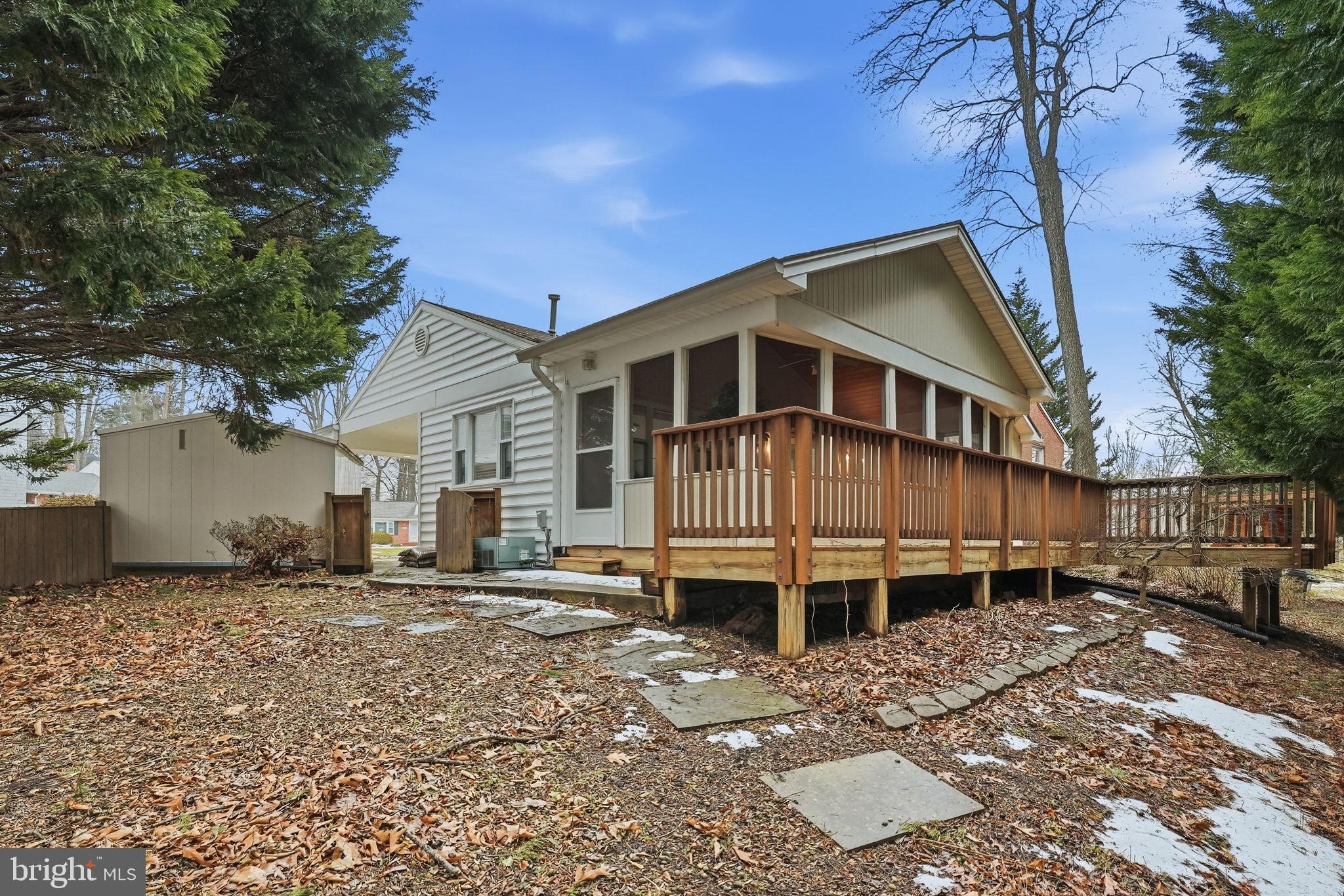 NORTH SPRINGFIELD - Residential