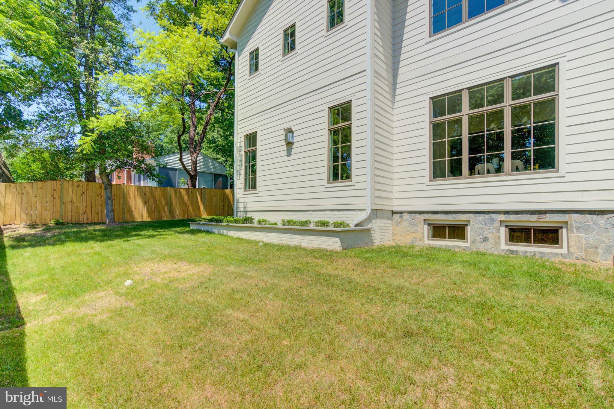 MUNSONS ADDITION - Residential