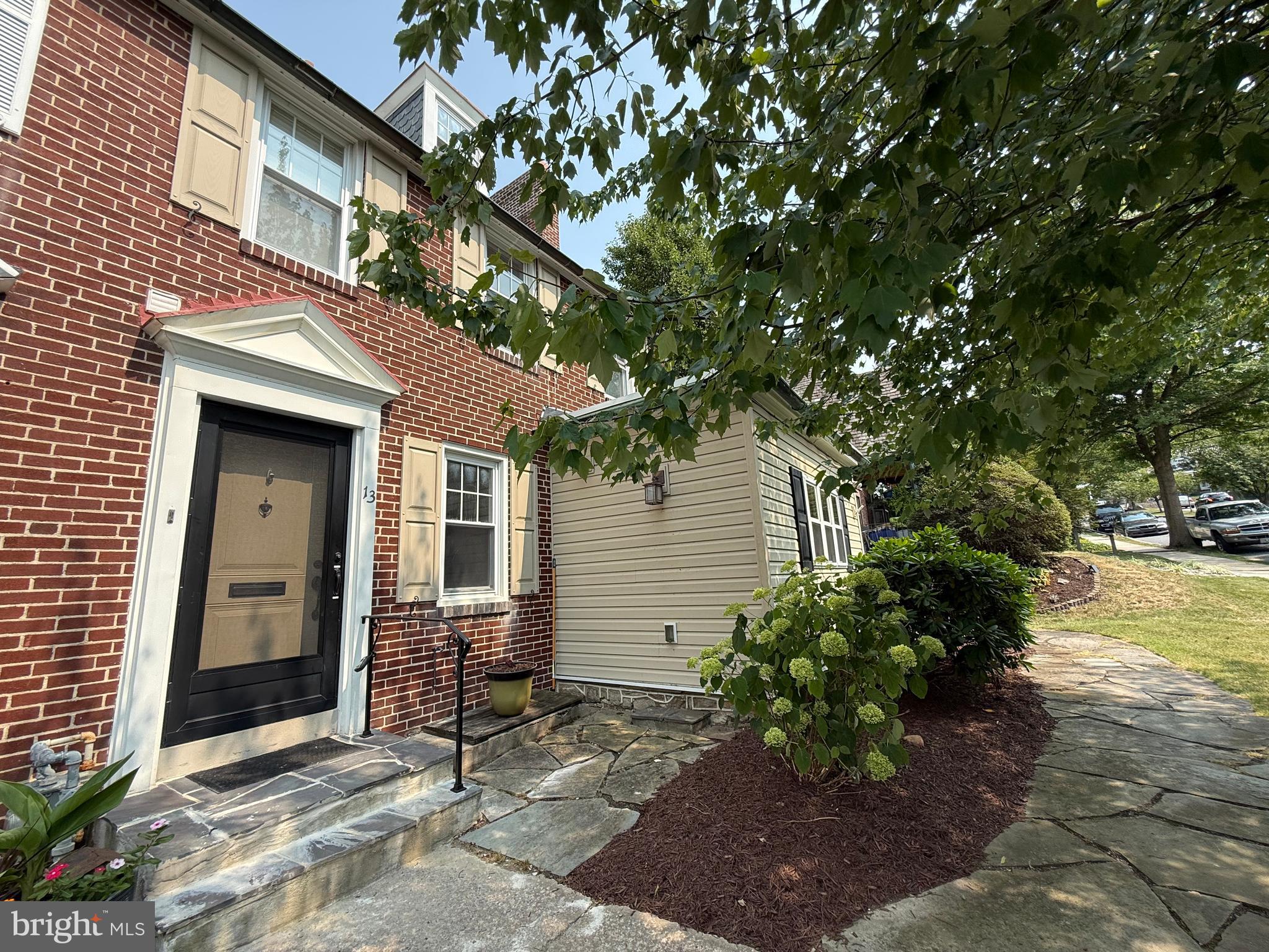 13 ENDLICH AVENUE