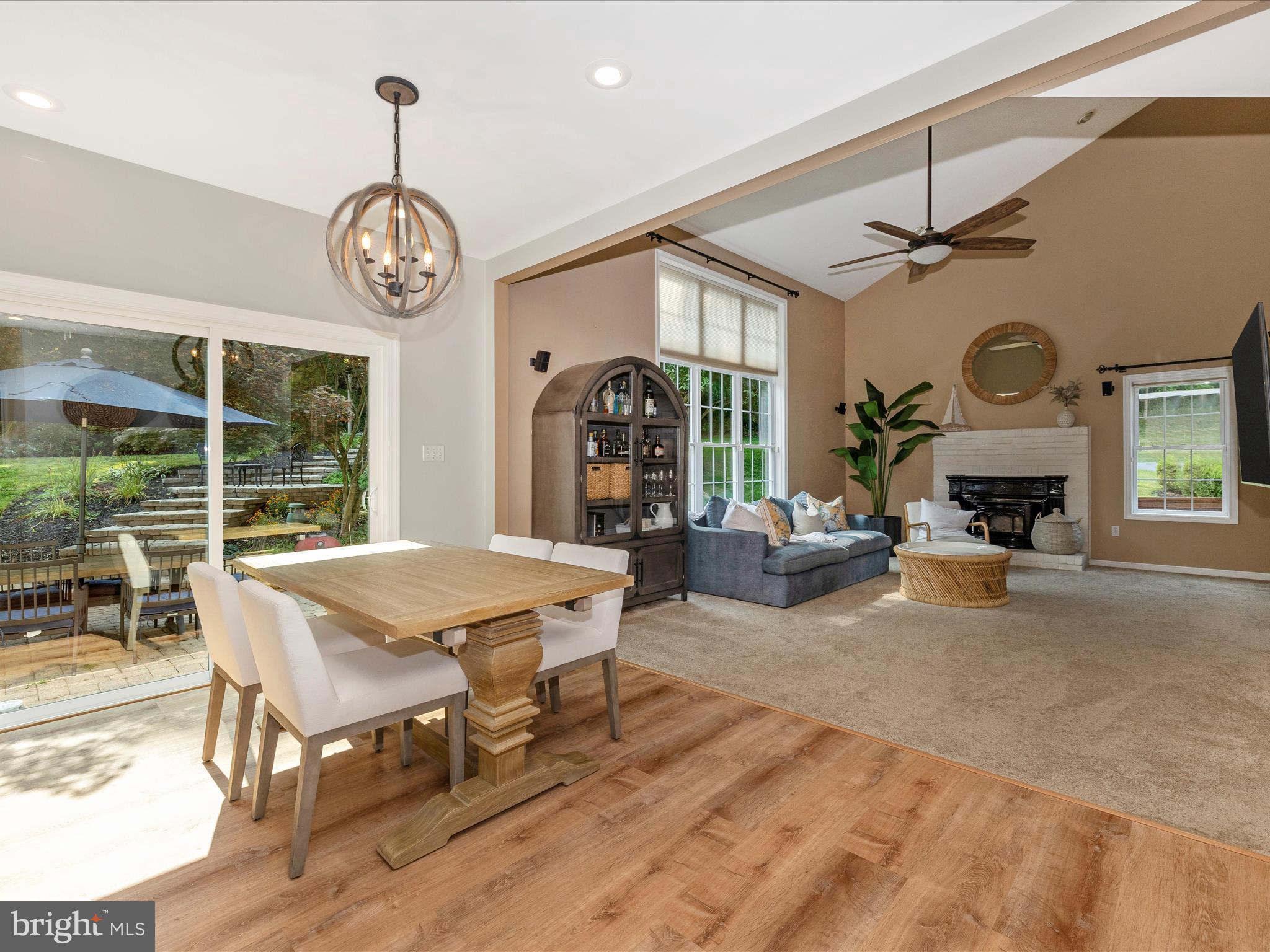 RIVER DOWNS - Residential