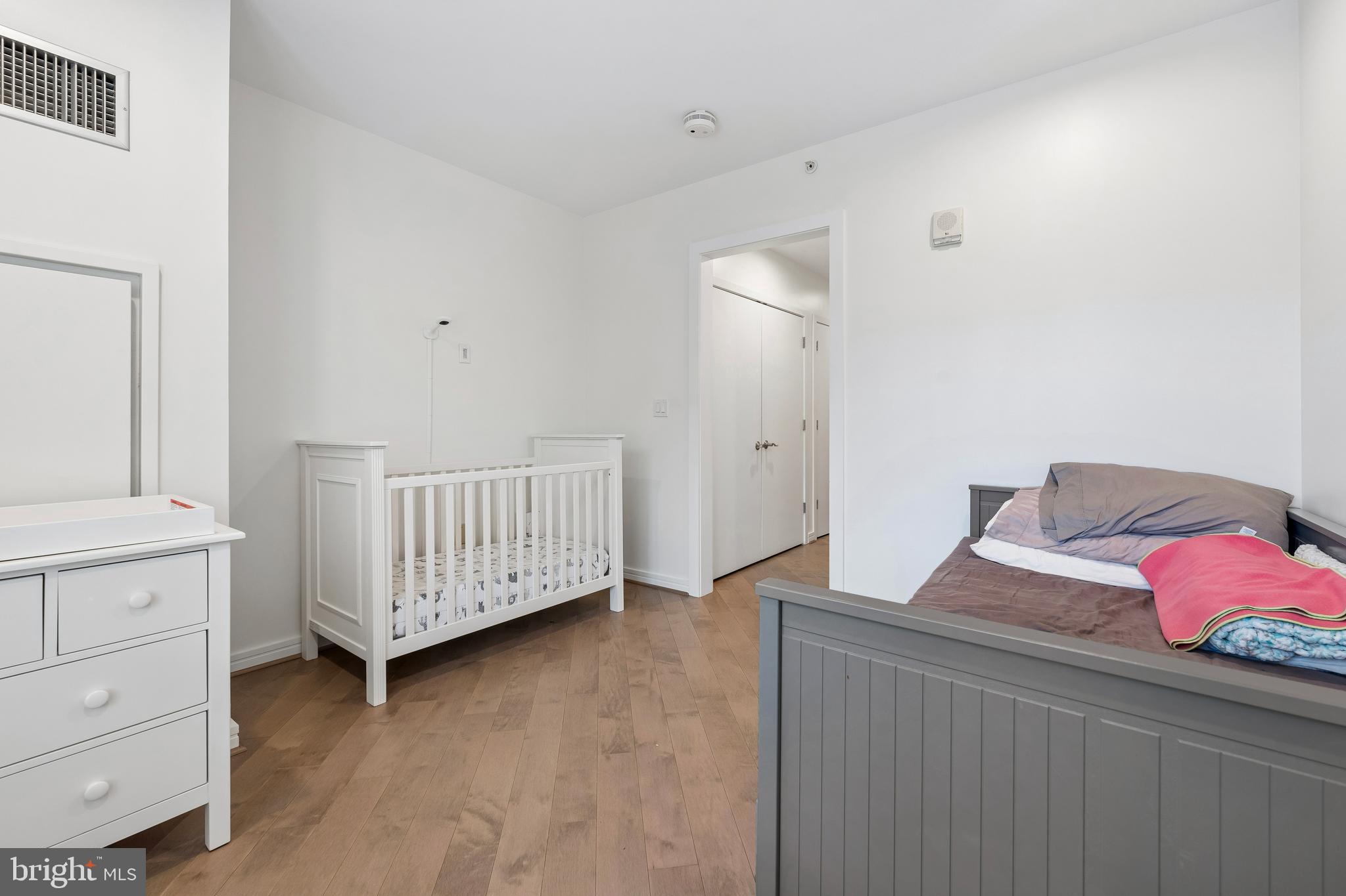 CORINTHIAN - Residential