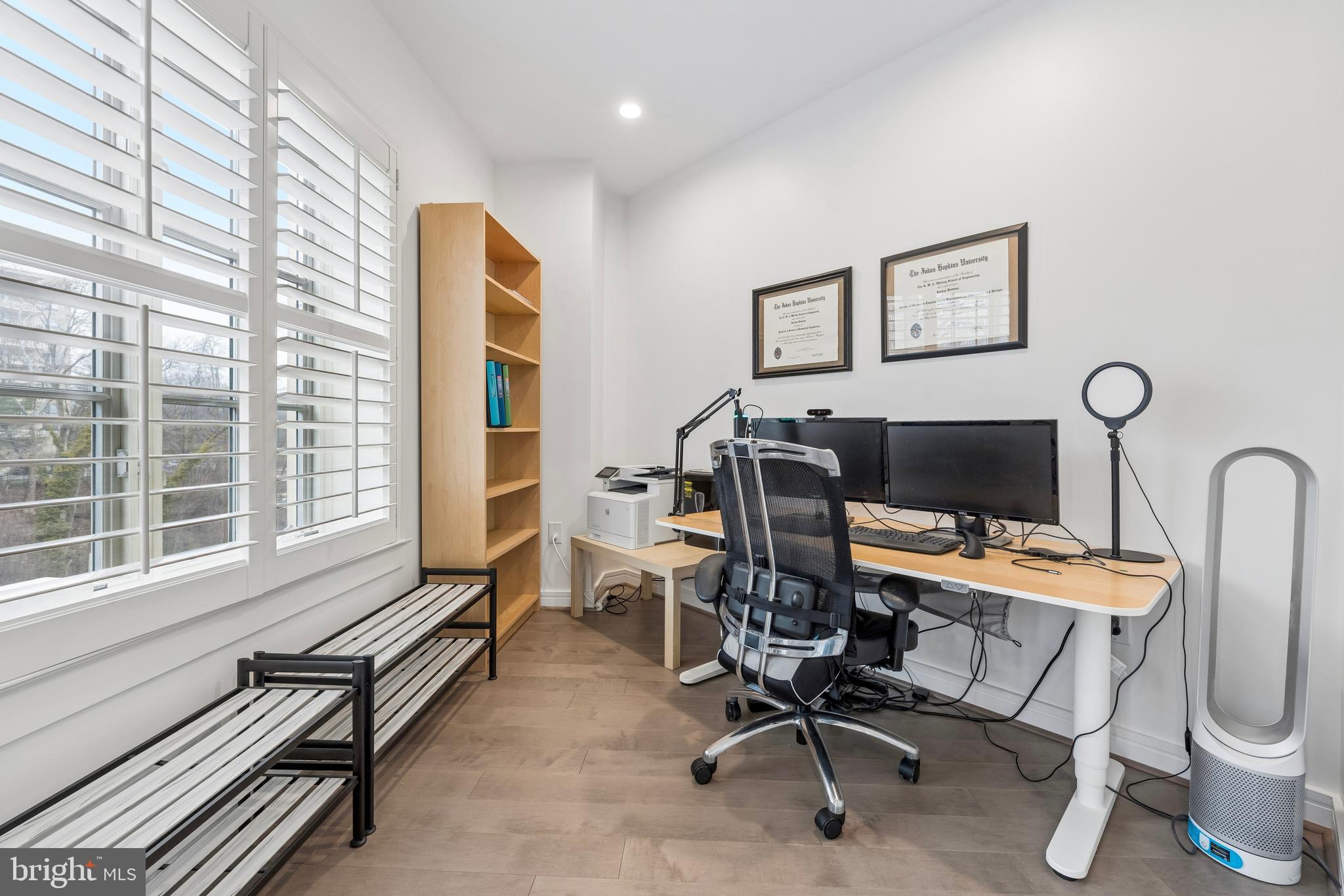 CORINTHIAN - Residential