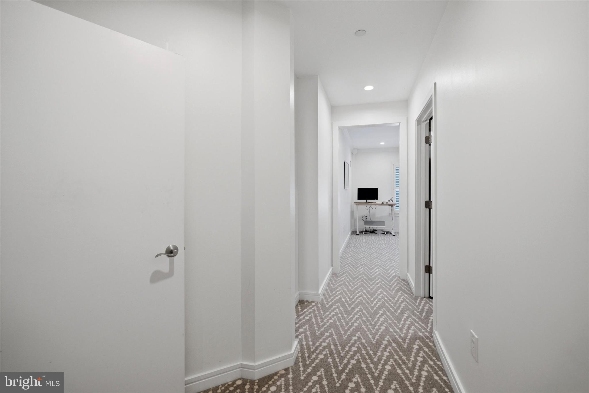 CORINTHIAN - Residential