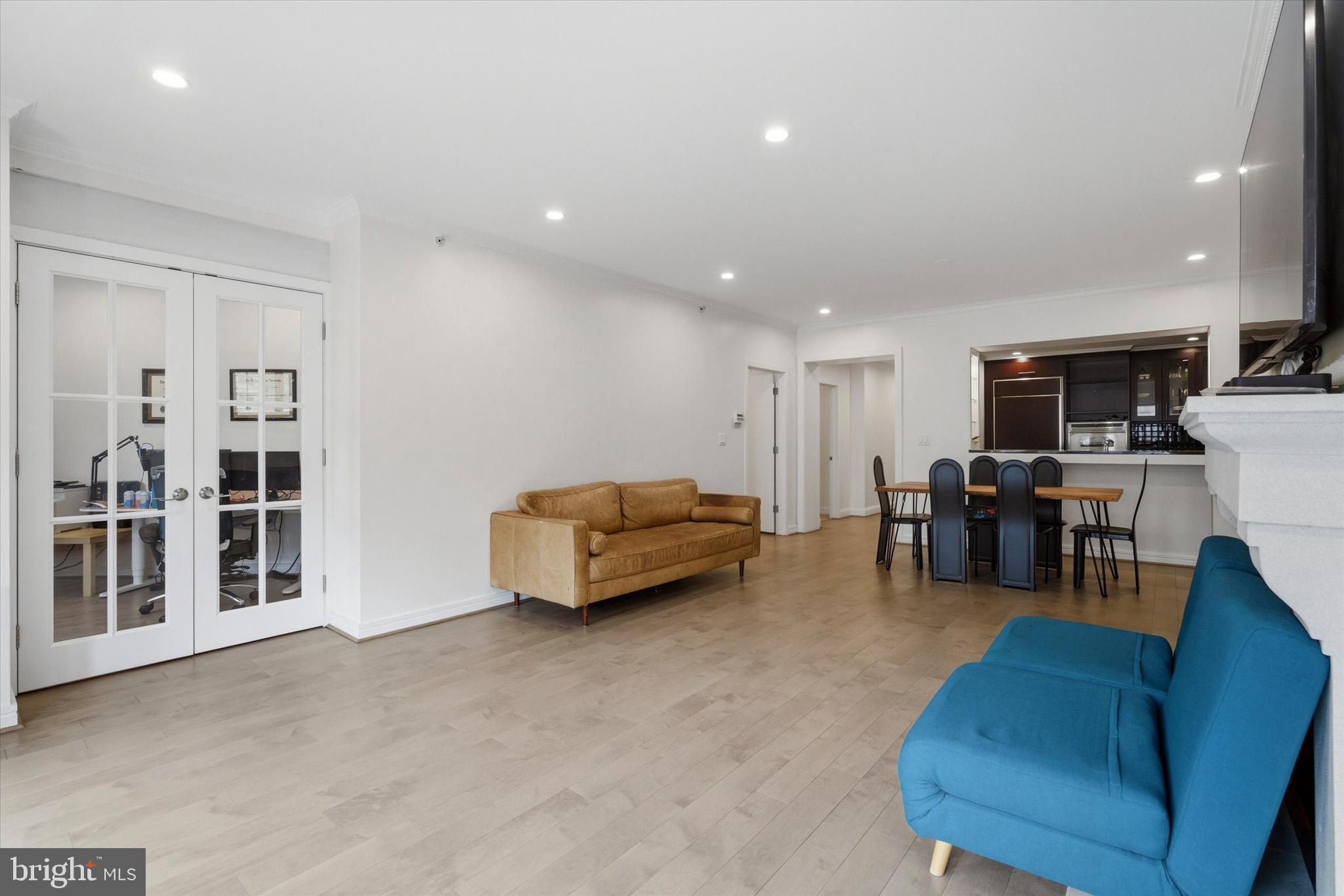 CORINTHIAN - Residential