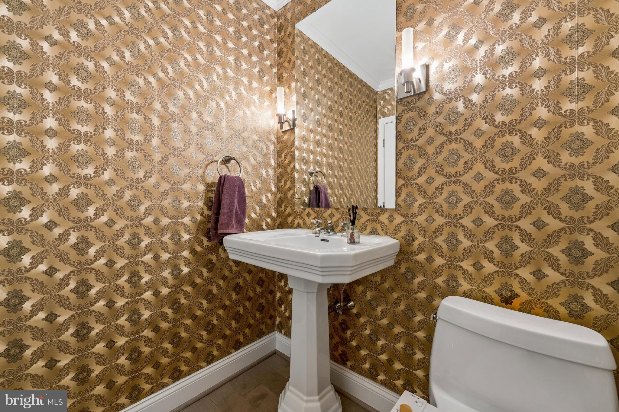 CORINTHIAN - Residential