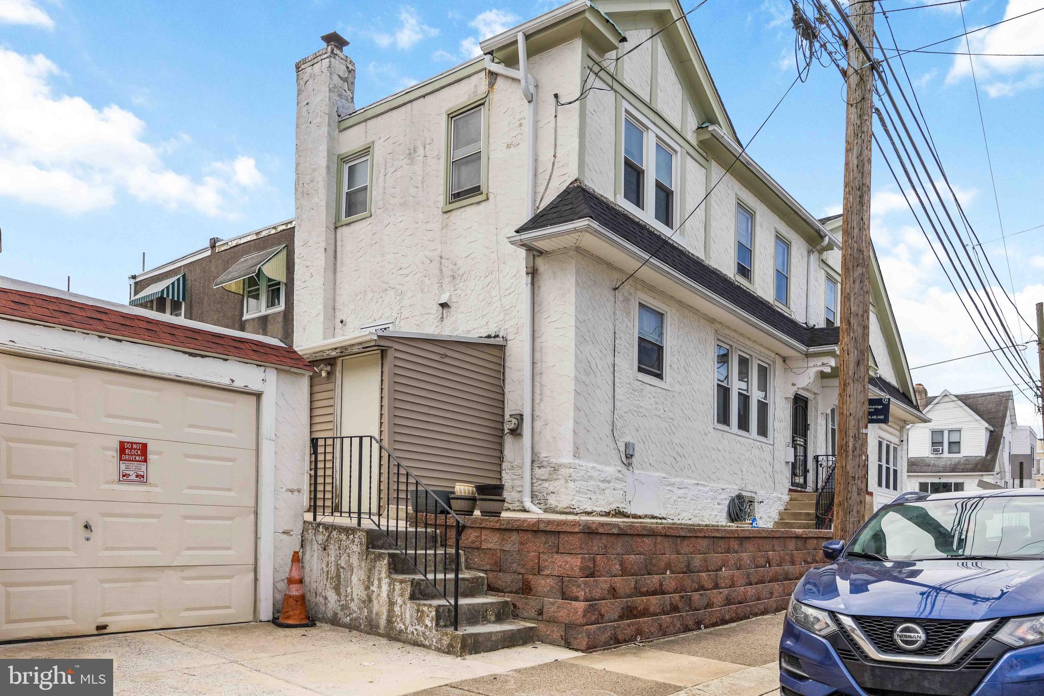 BEVERLY HILLS - Residential