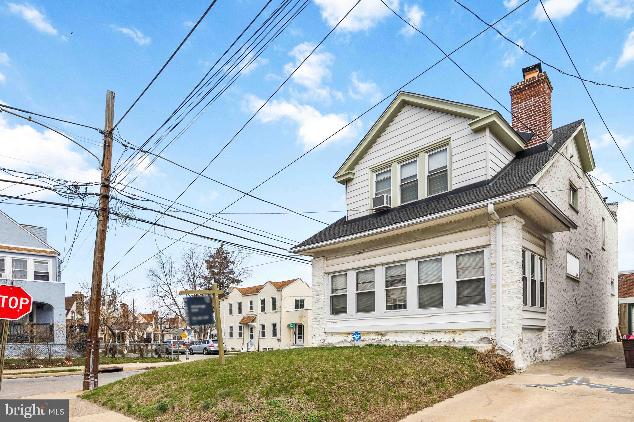 BEVERLY HILLS - Residential