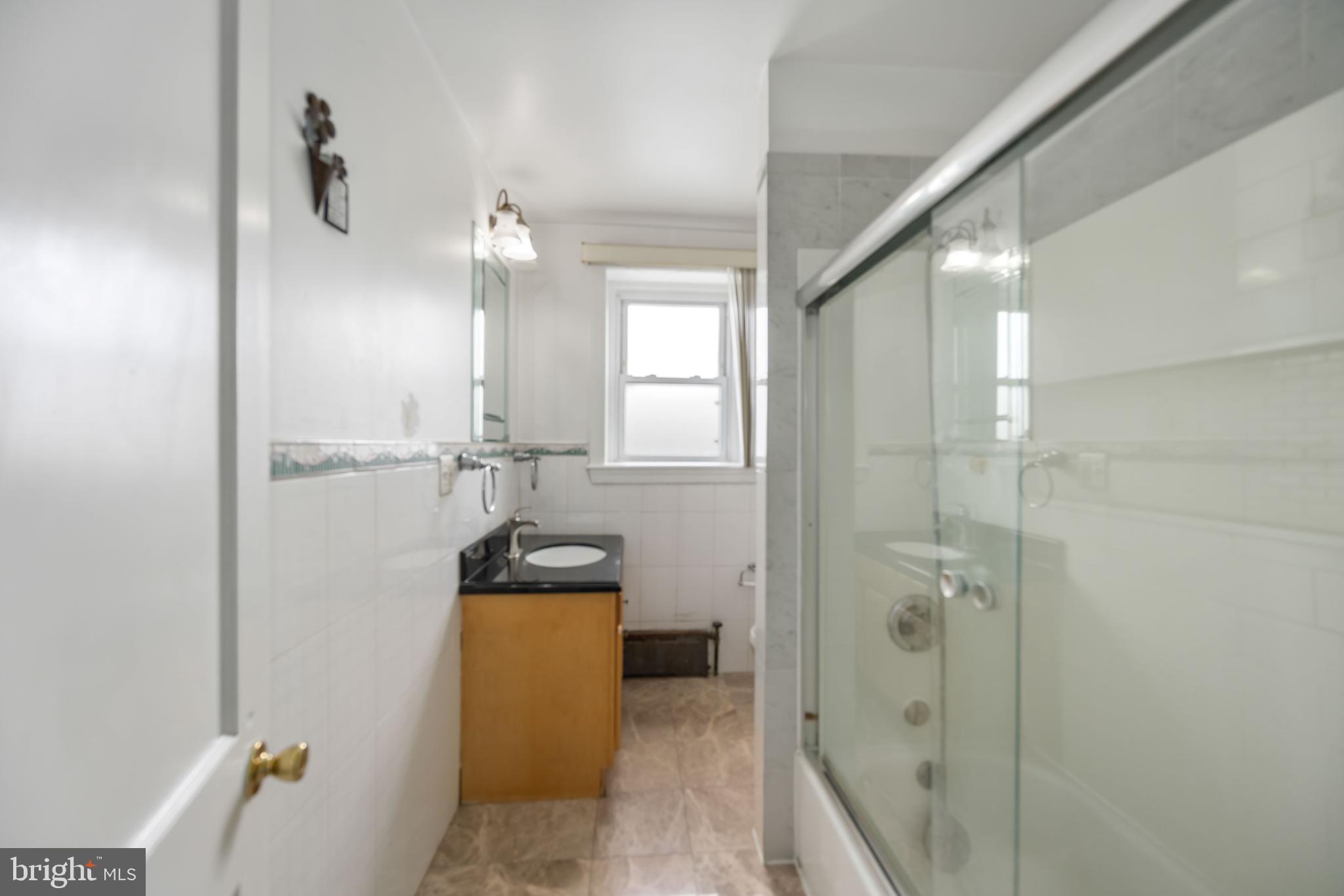 BEVERLY HILLS - Residential