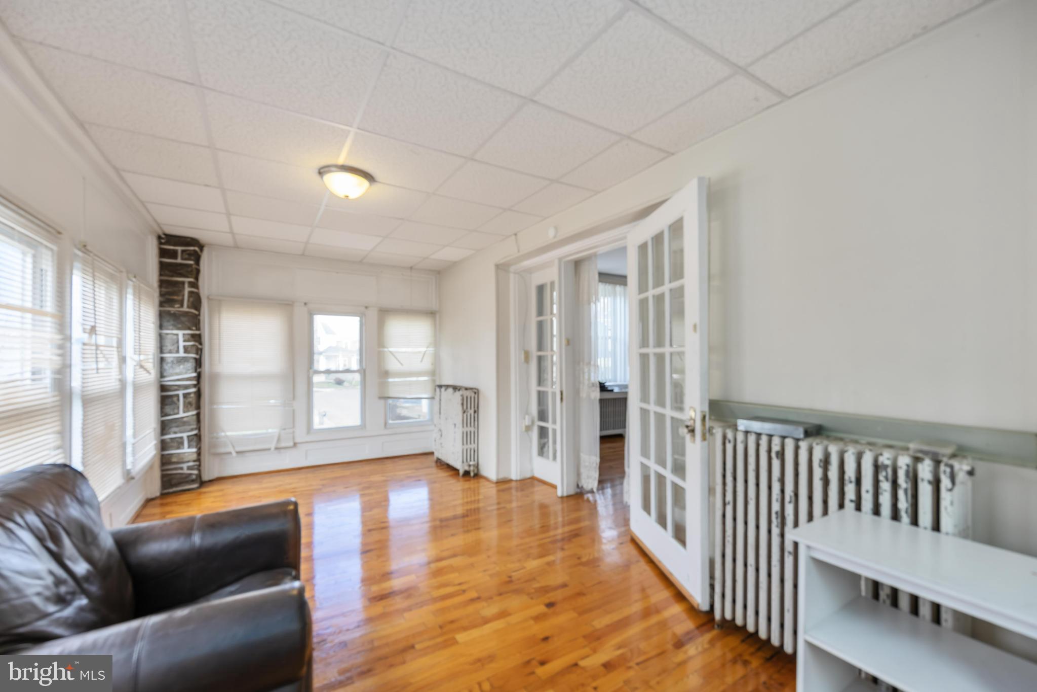 BEVERLY HILLS - Residential