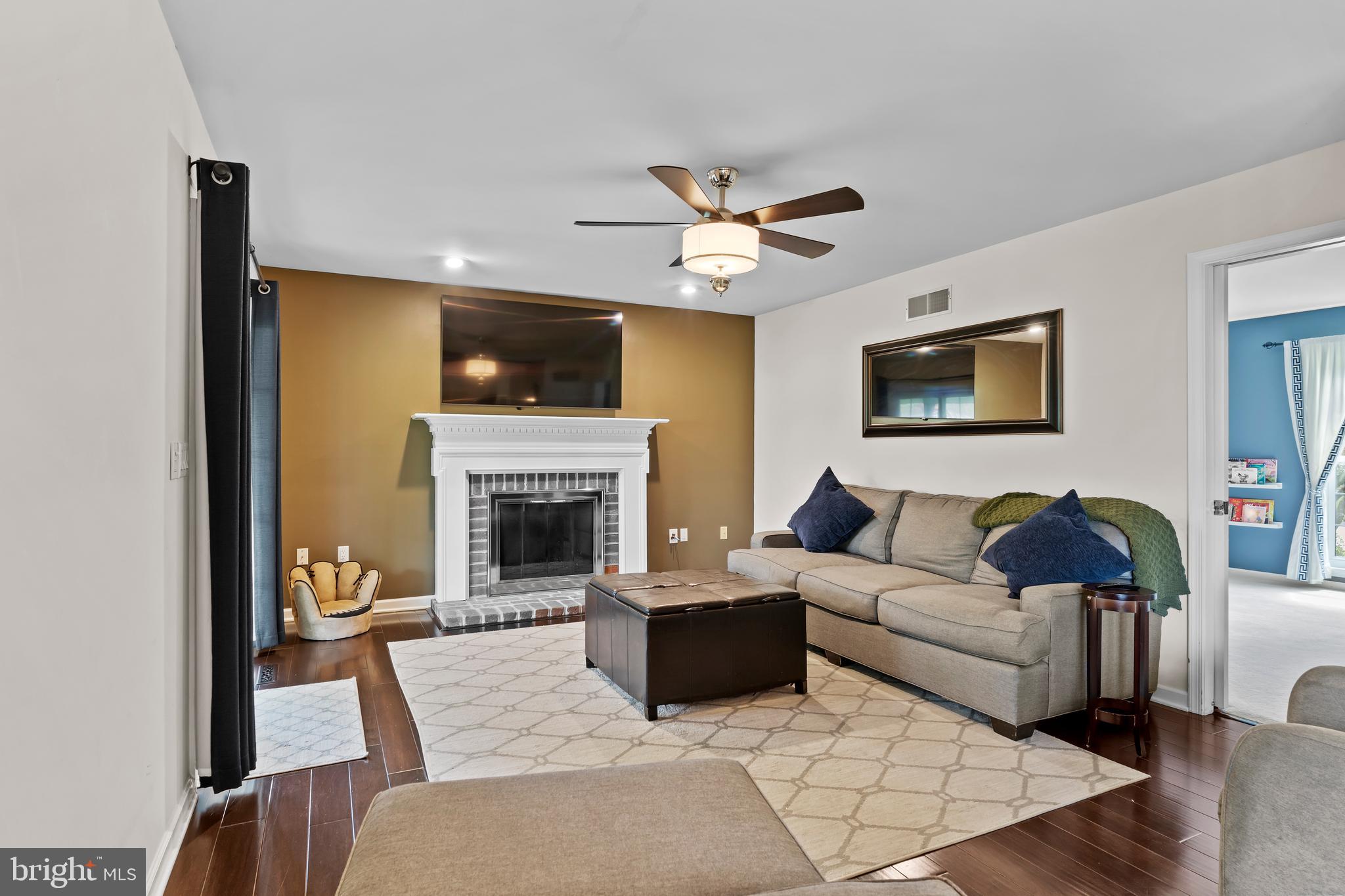 KINGSWOOD - Residential