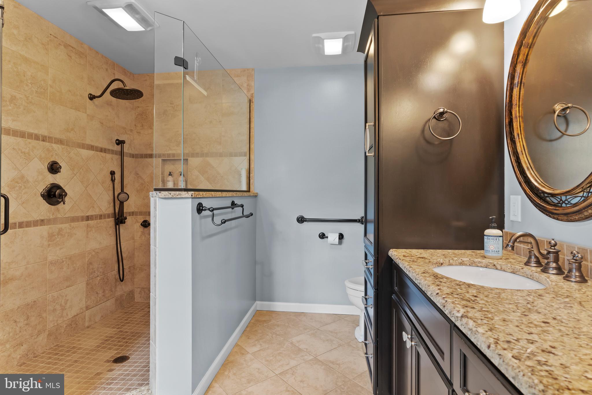 KINGSWOOD - Residential