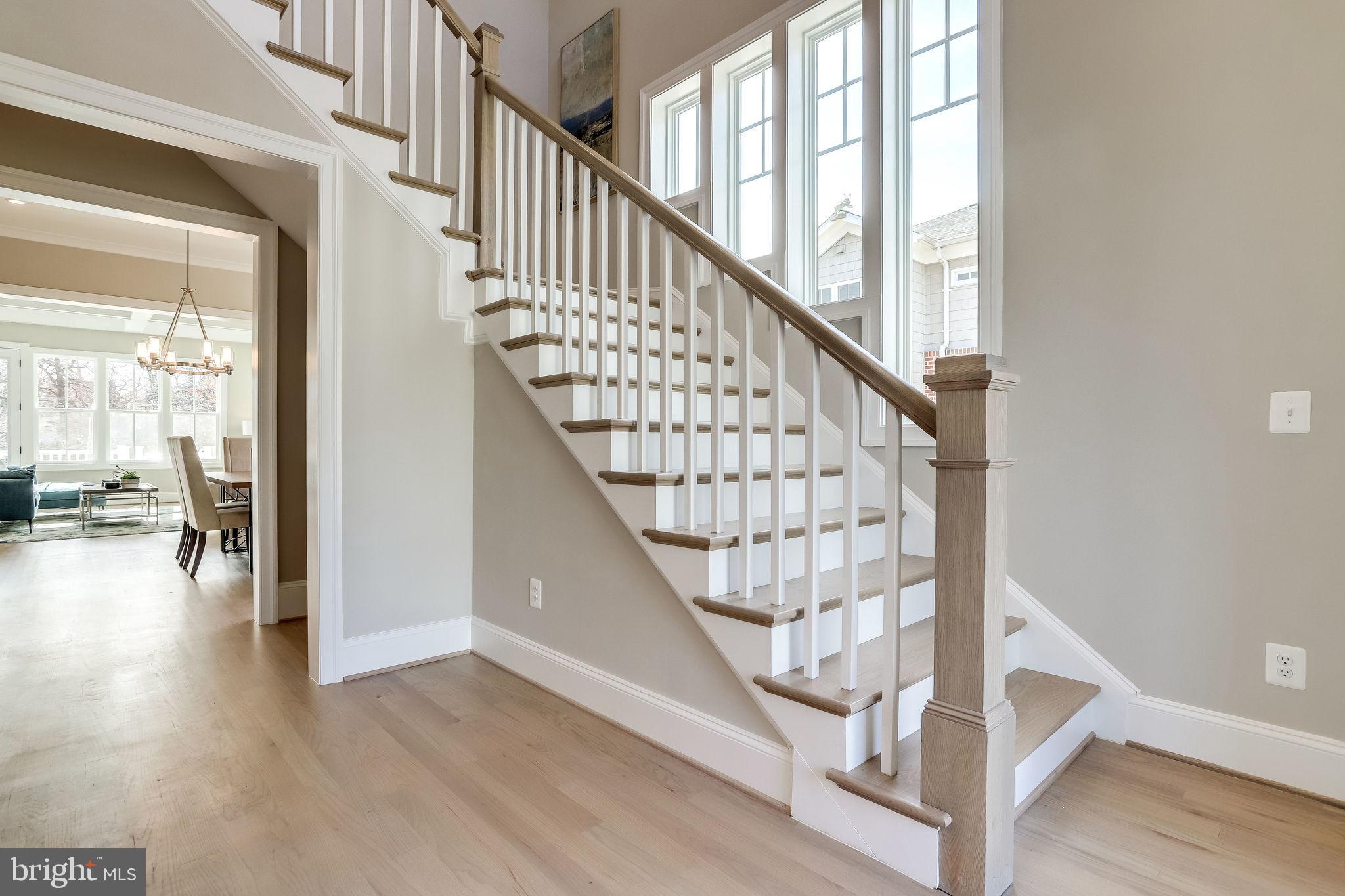 FALLS CHURCH PARK - Residential