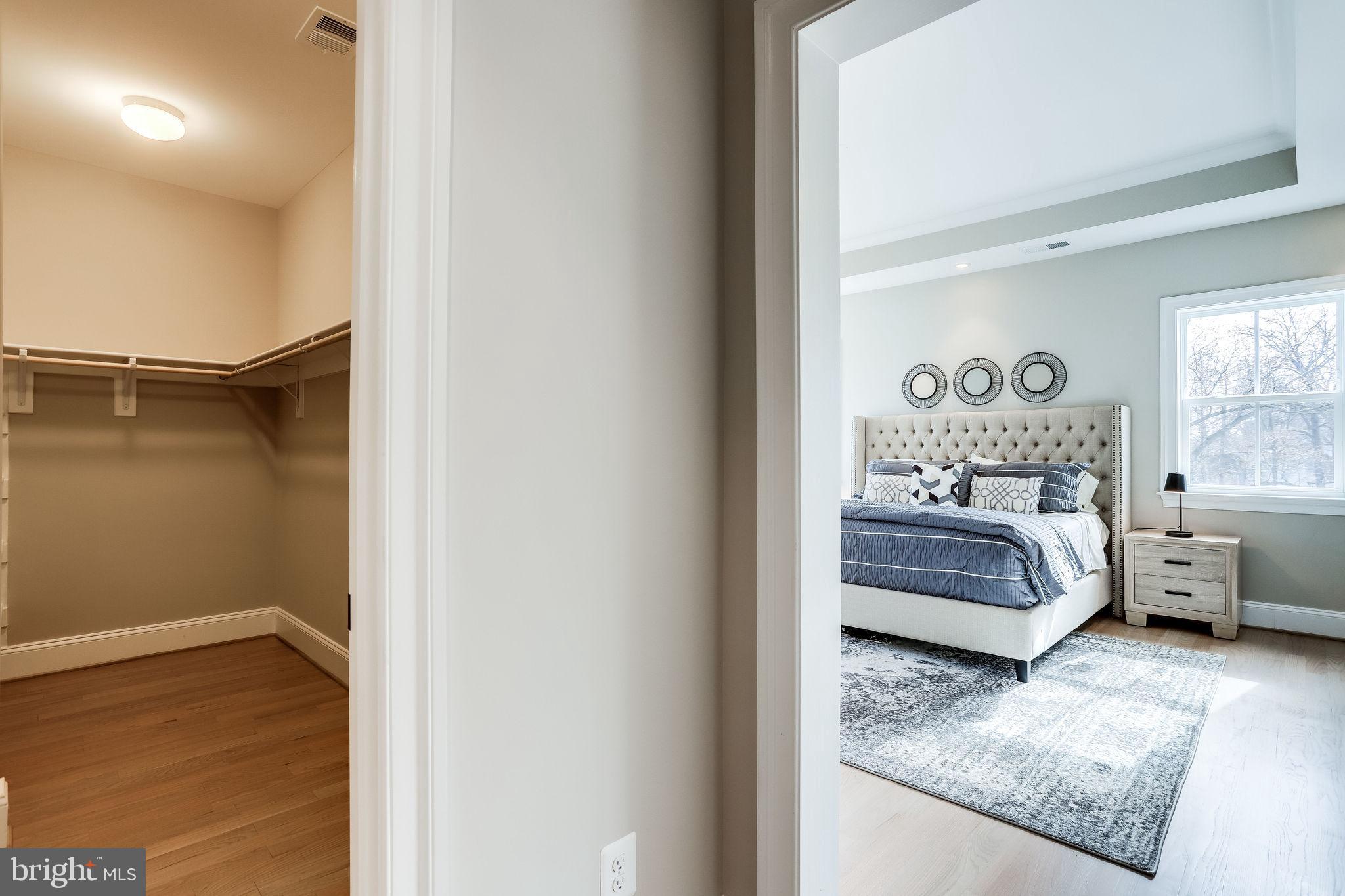 FALLS CHURCH PARK - Residential