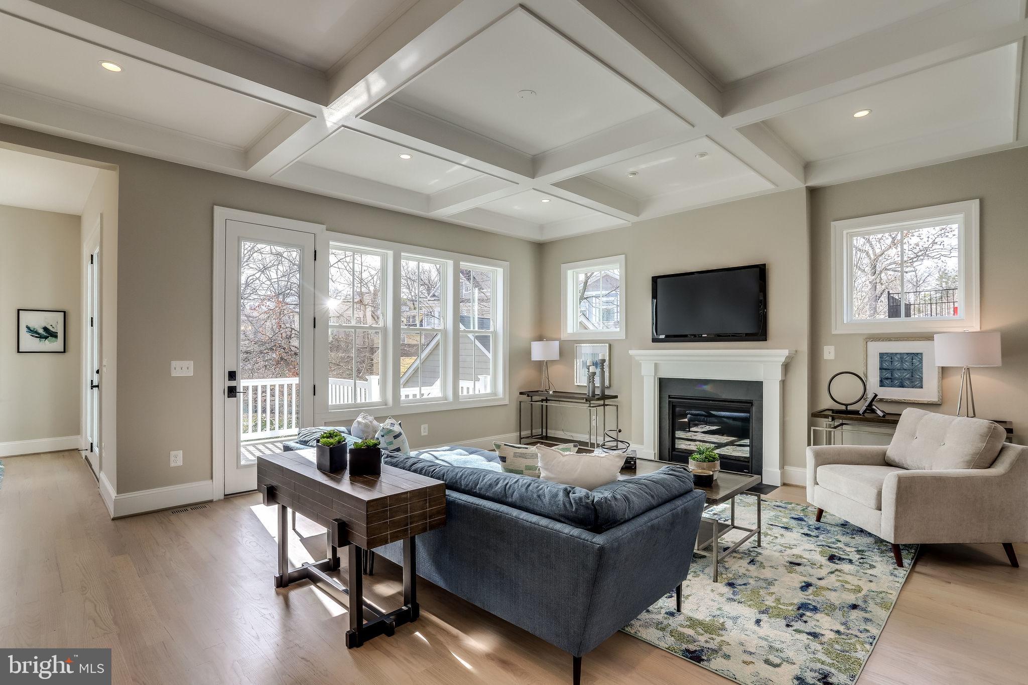 FALLS CHURCH PARK - Residential