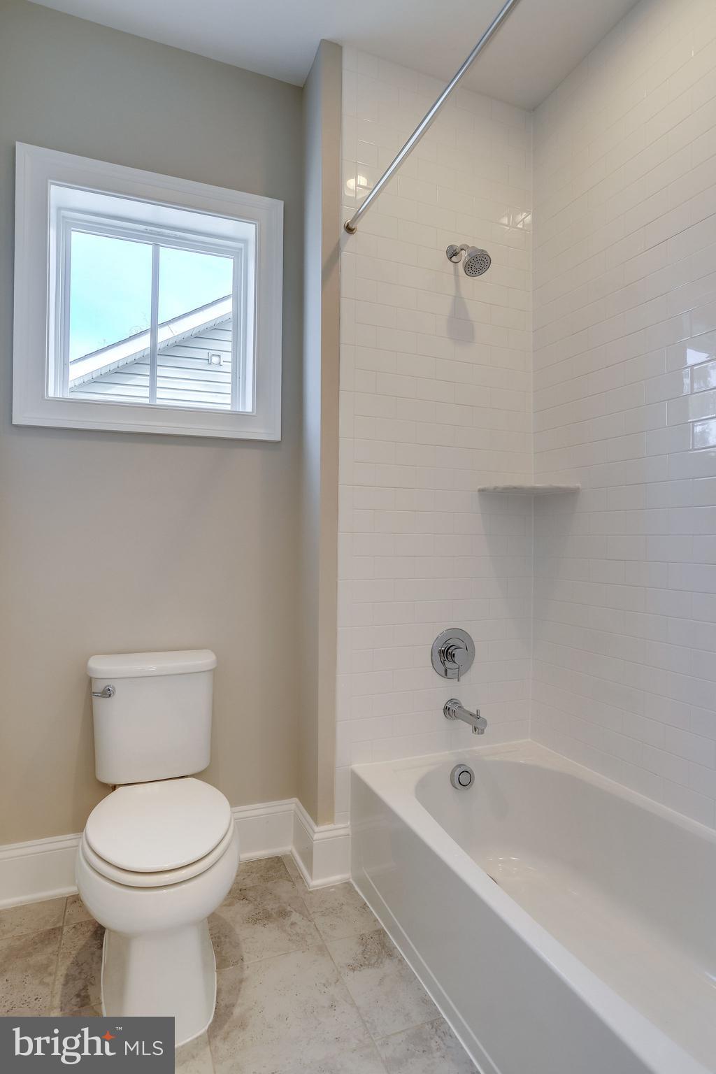 FALLS CHURCH PARK - Residential